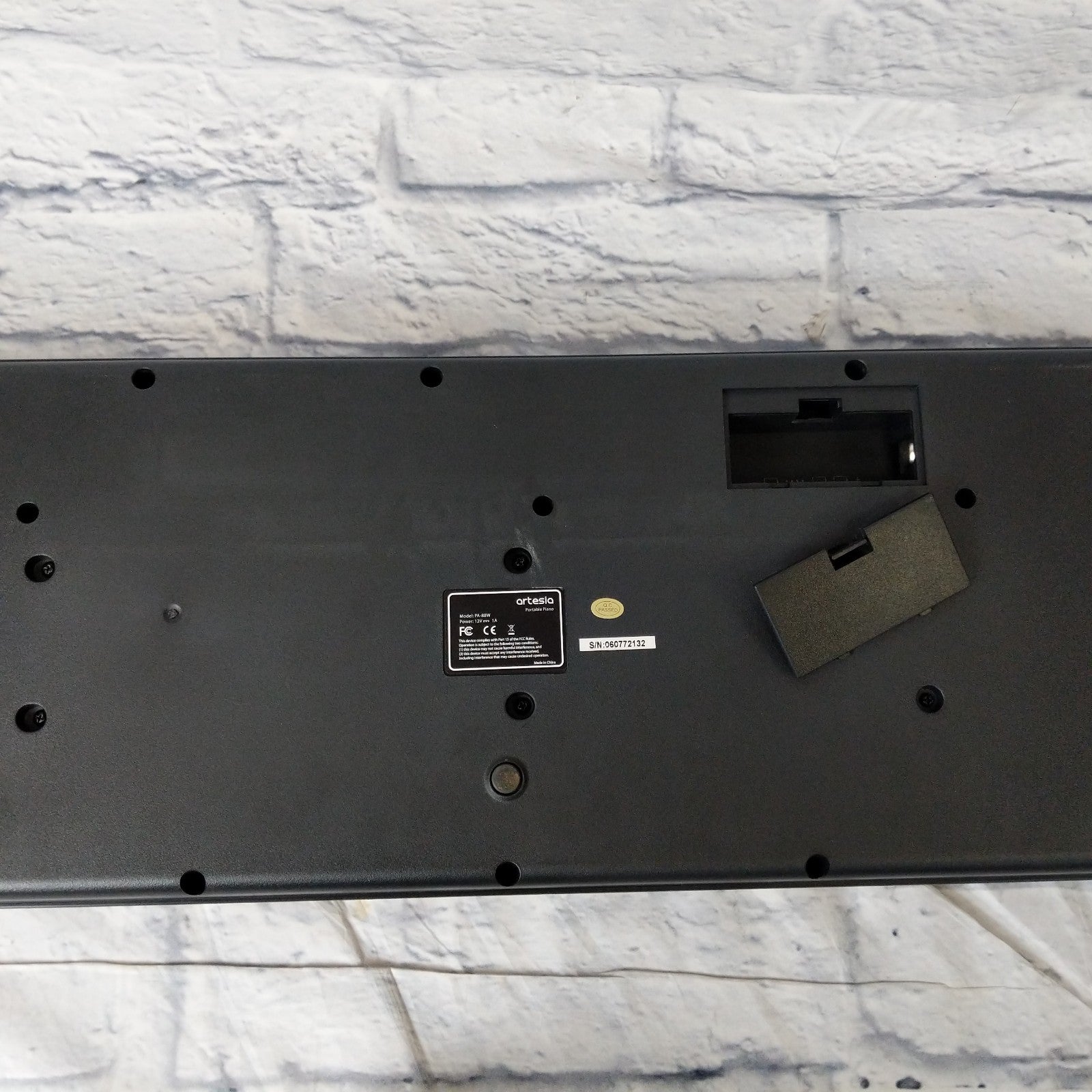 Artesia PA-88W Digital Piano