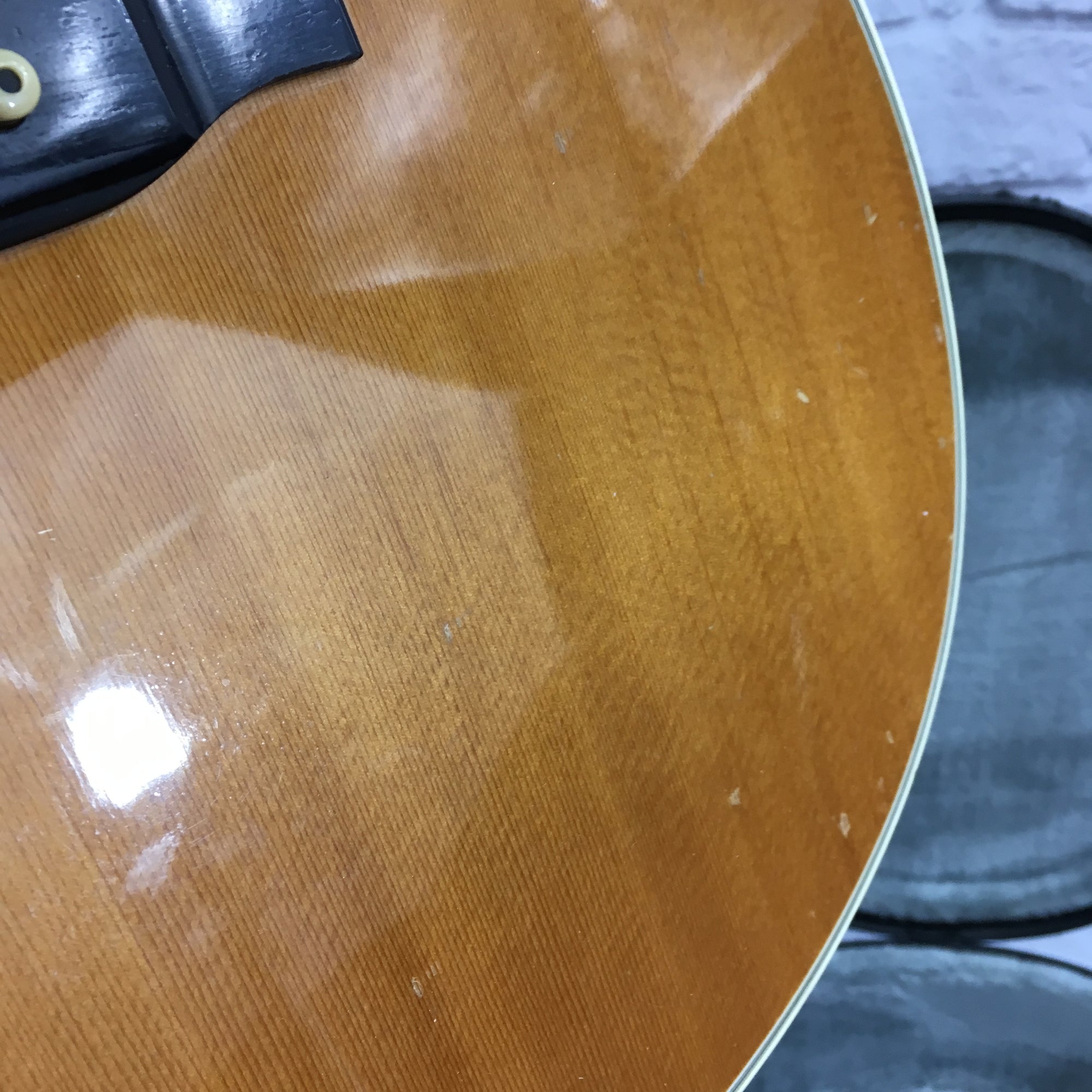 Alvarez 5064 Japanese Acoustic w/ case and electronics