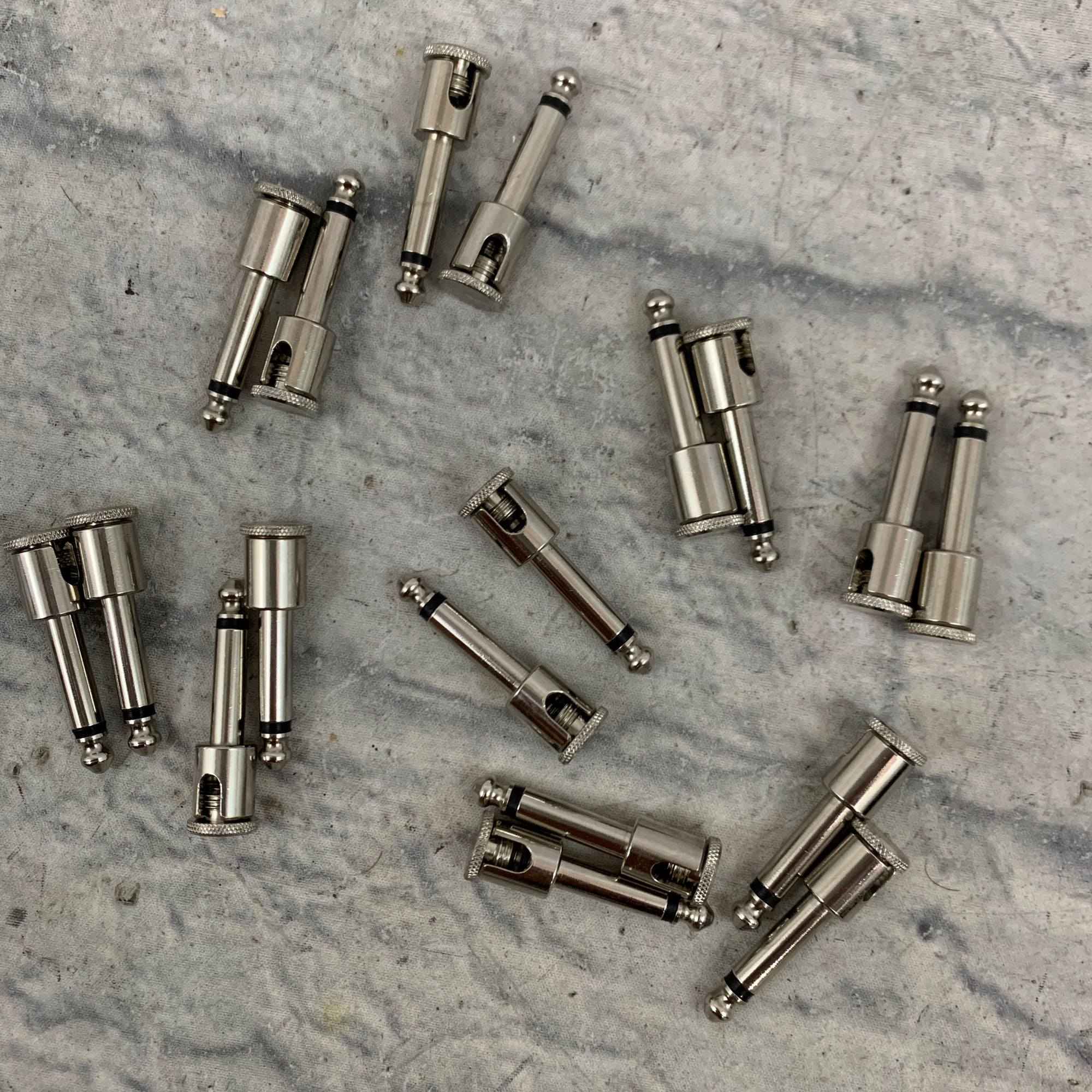 George L Set of 18 Cable Terminal Plugs
