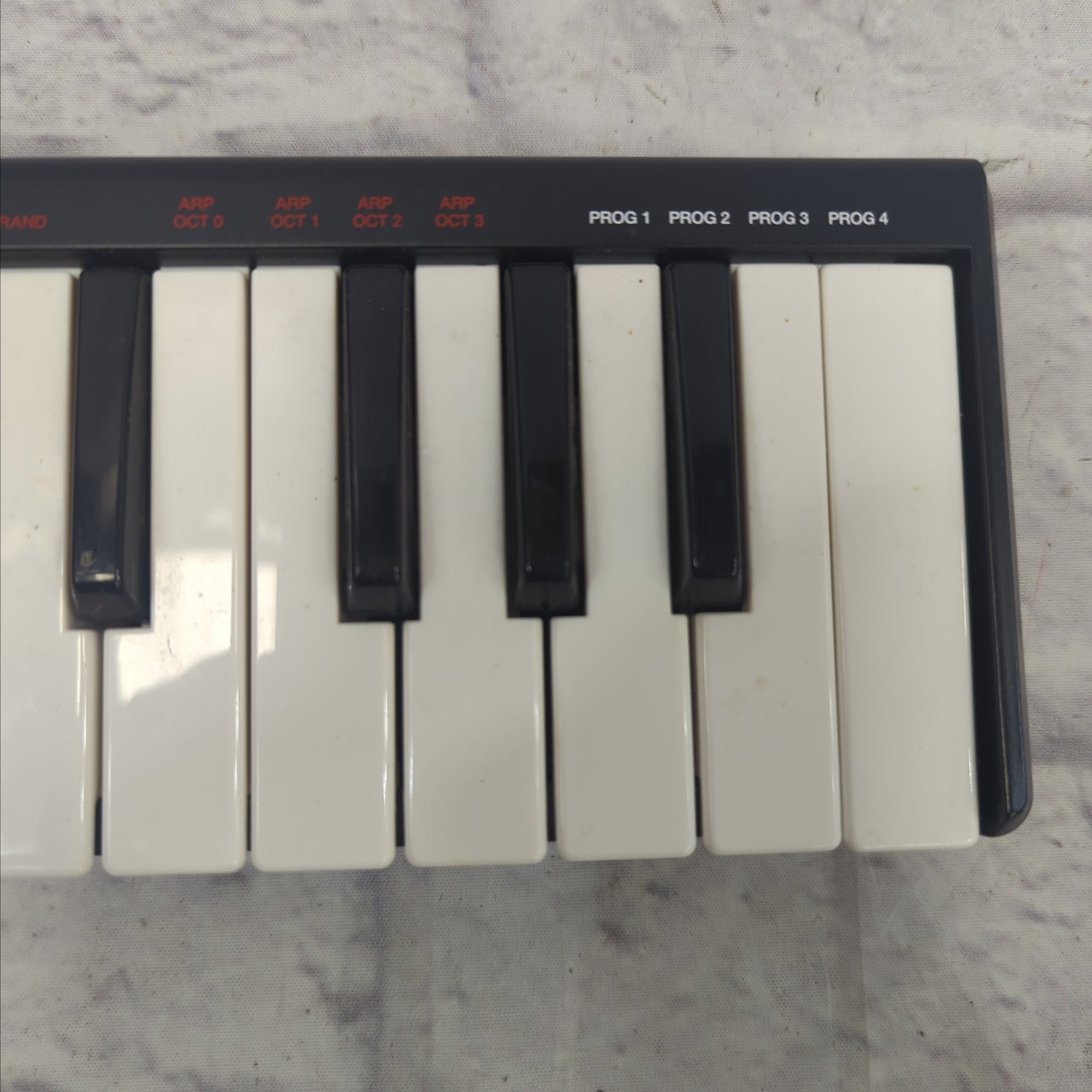 Akai LPK25 Mini USB Keyboard Midi Controller