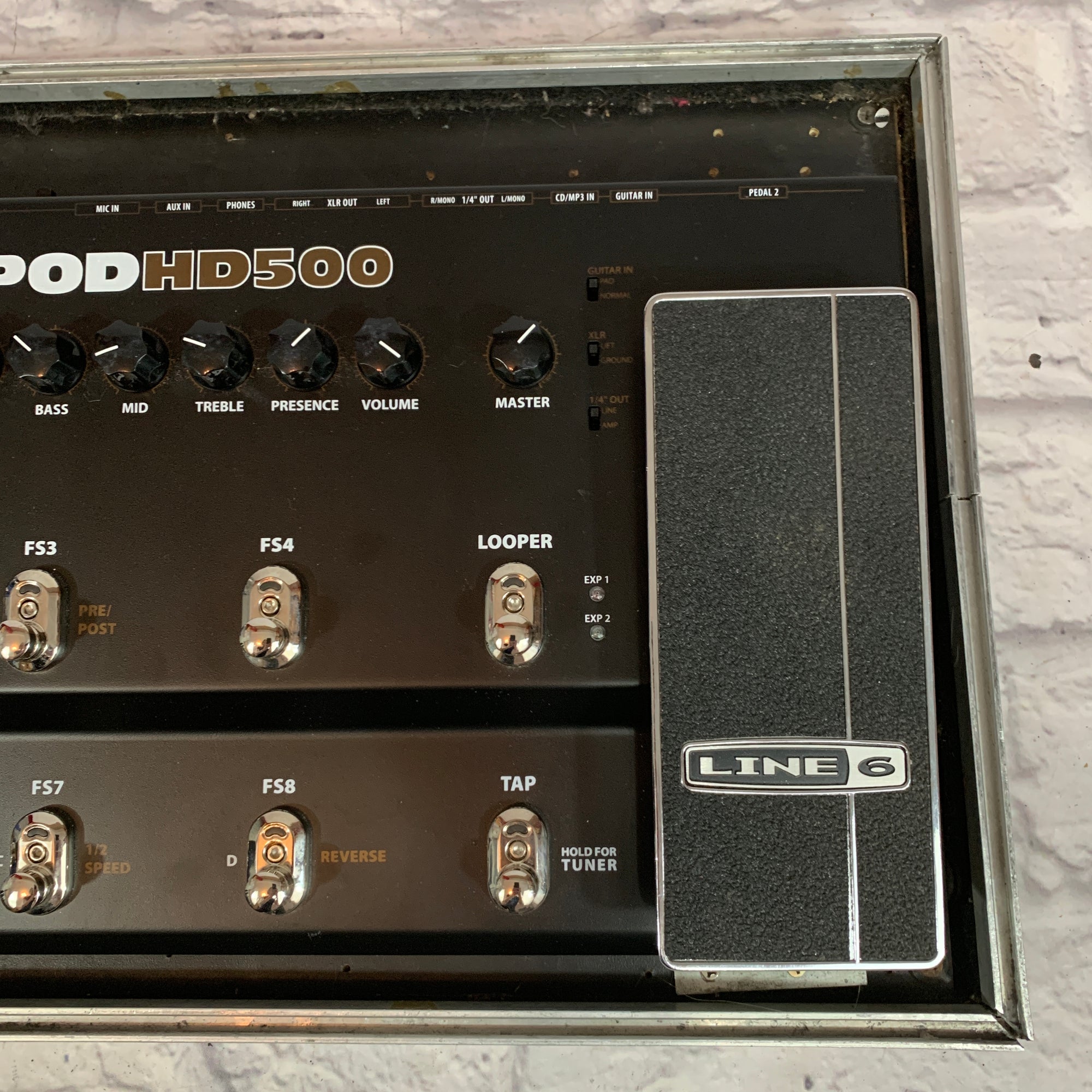 Line 6 PODHD500 Multi-Effects Processor w/ Road Case