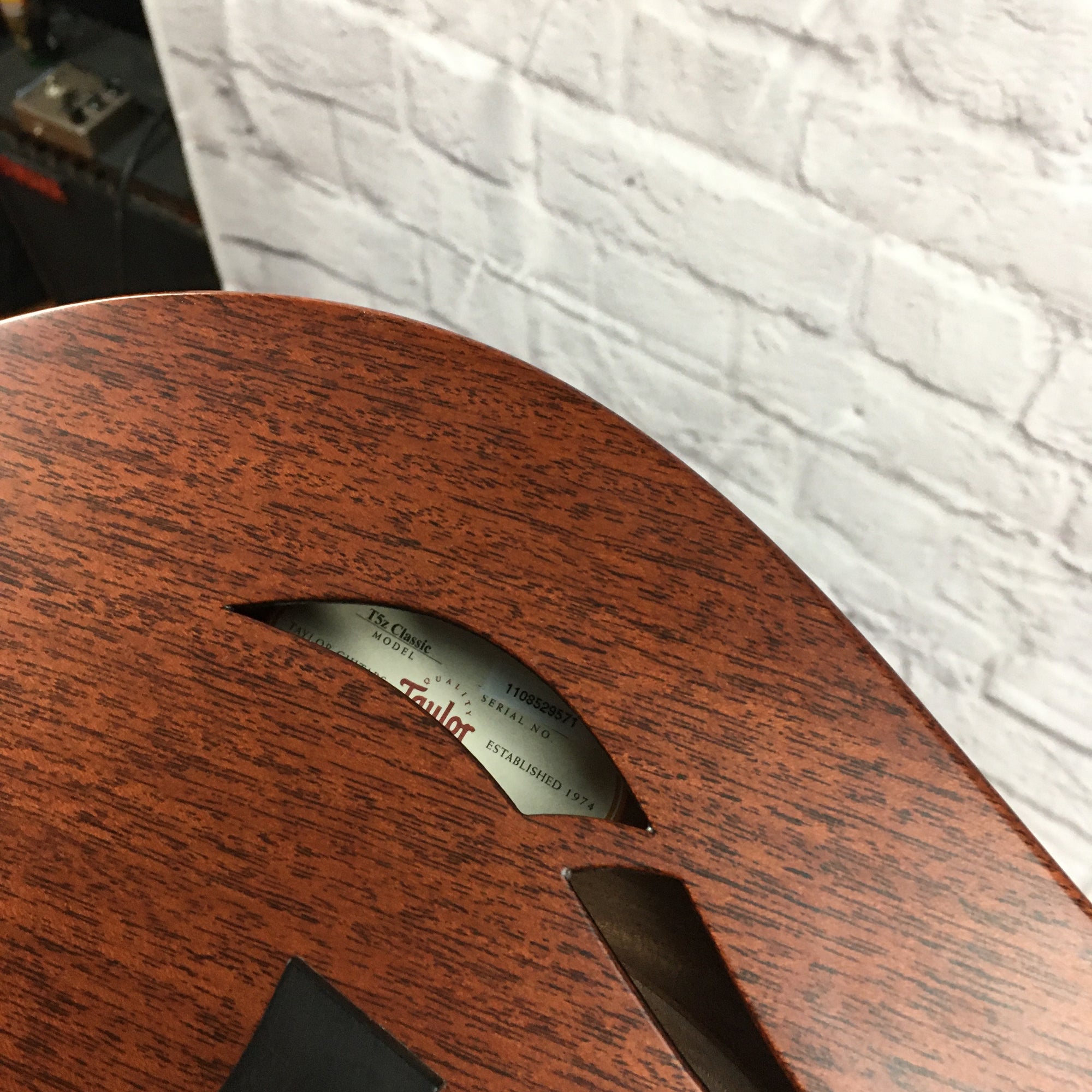 Taylor T5Z Classic Acoustic Electric Guitar