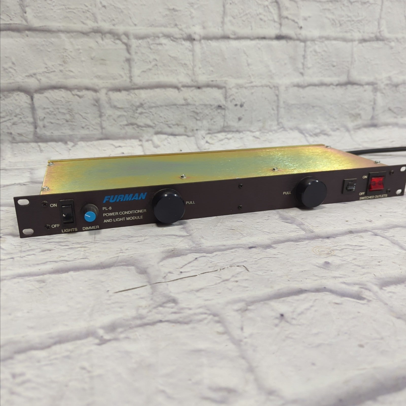 Furman PL-8 Power Conditioner