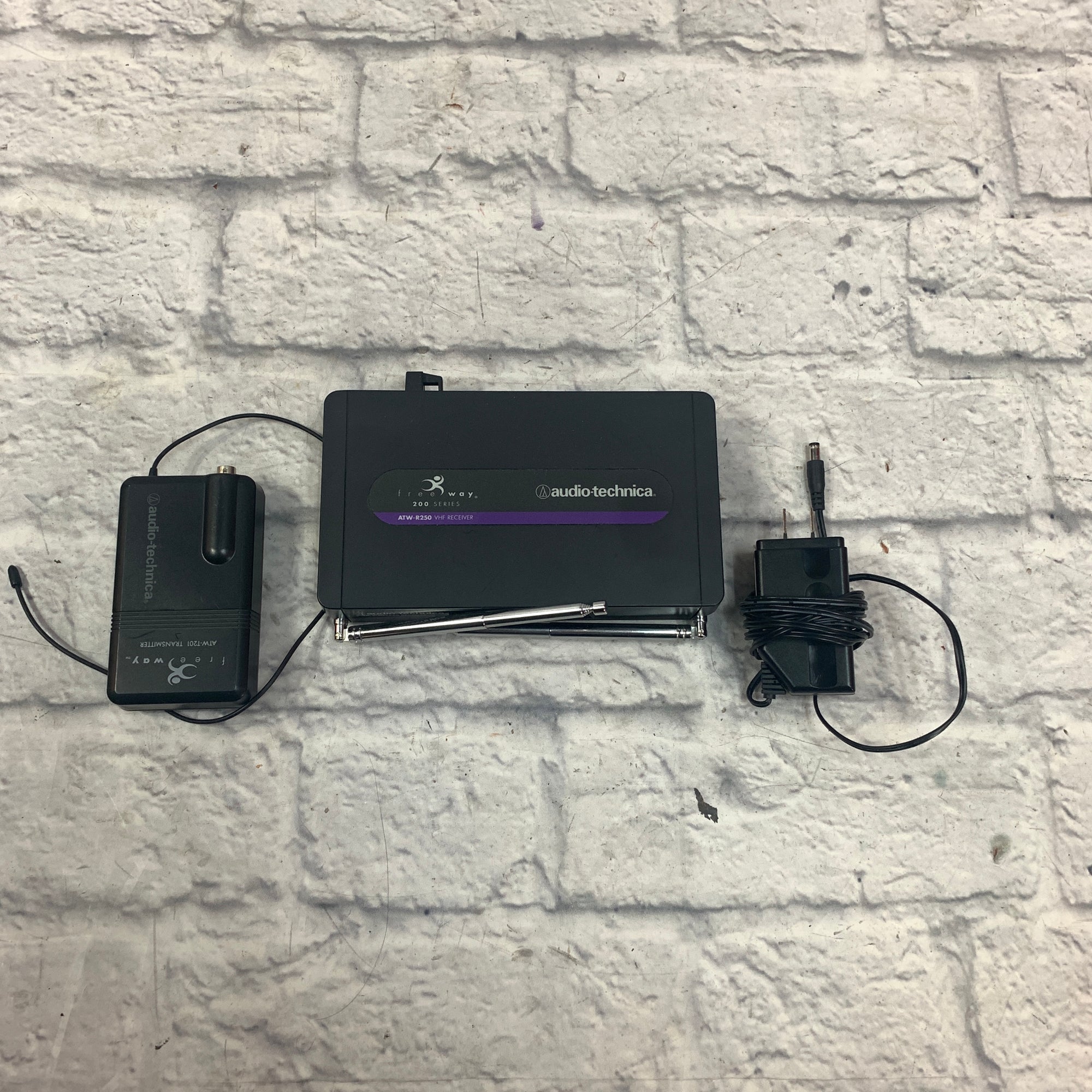 Audio Technica ATW-R250 Wireless Instrument System