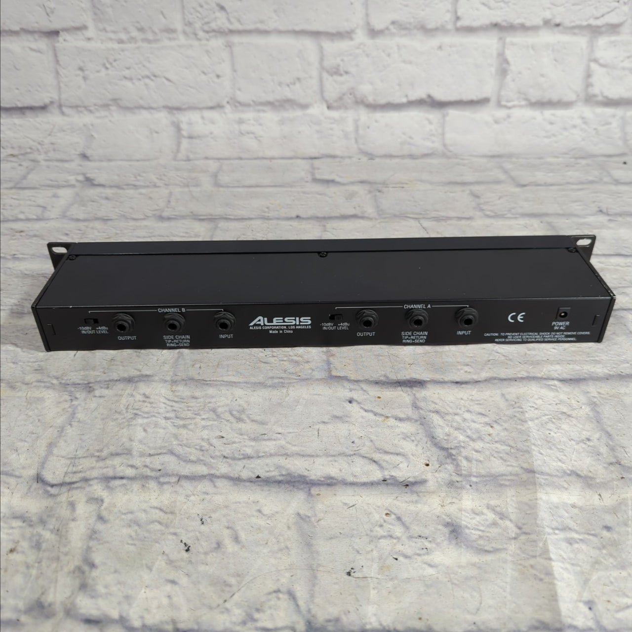 Alesis 3630 Dual Channel Compressor Limiter w/ Gate