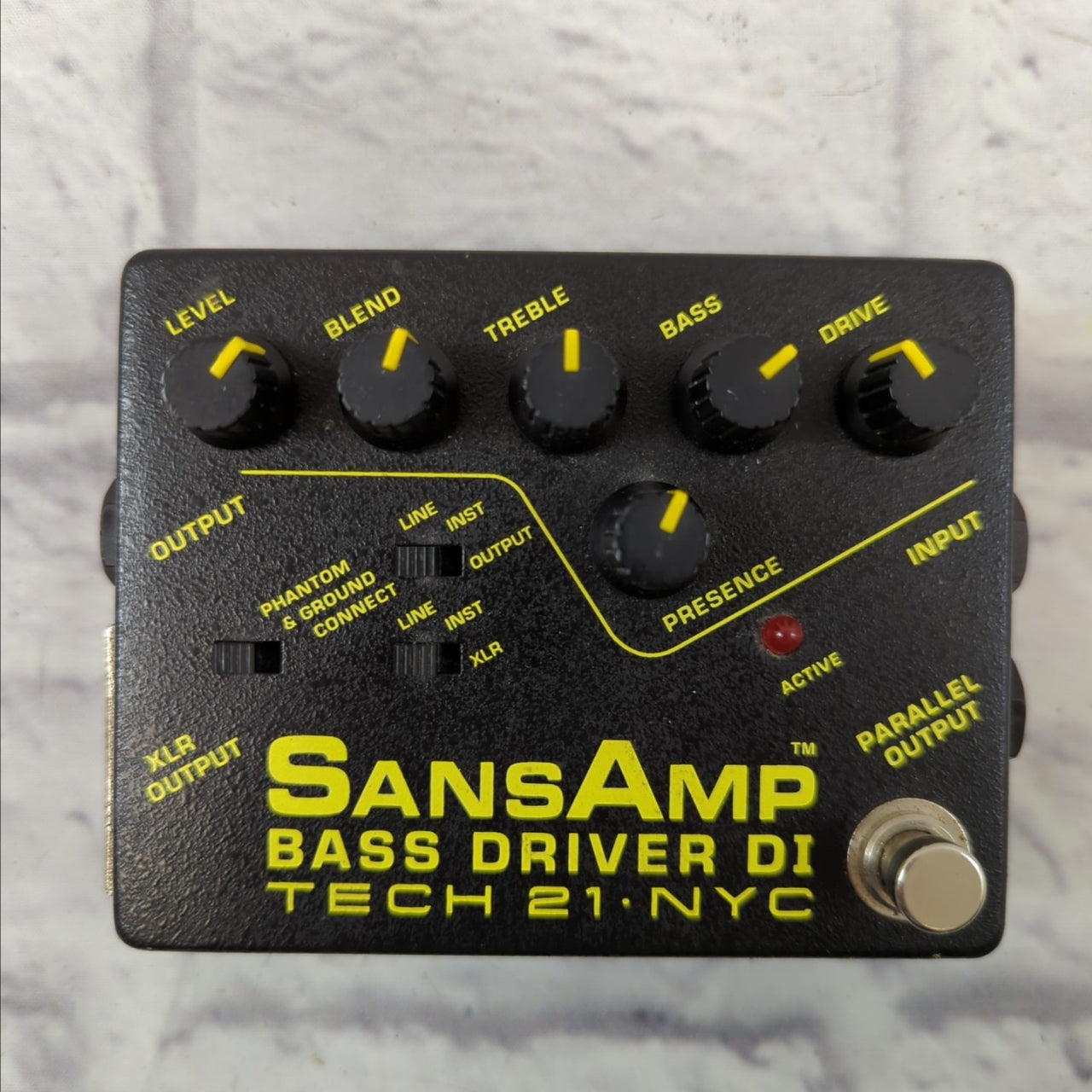 Tech 21 Sansamp Bass Driver DI v2 Pedal - Evolution Music