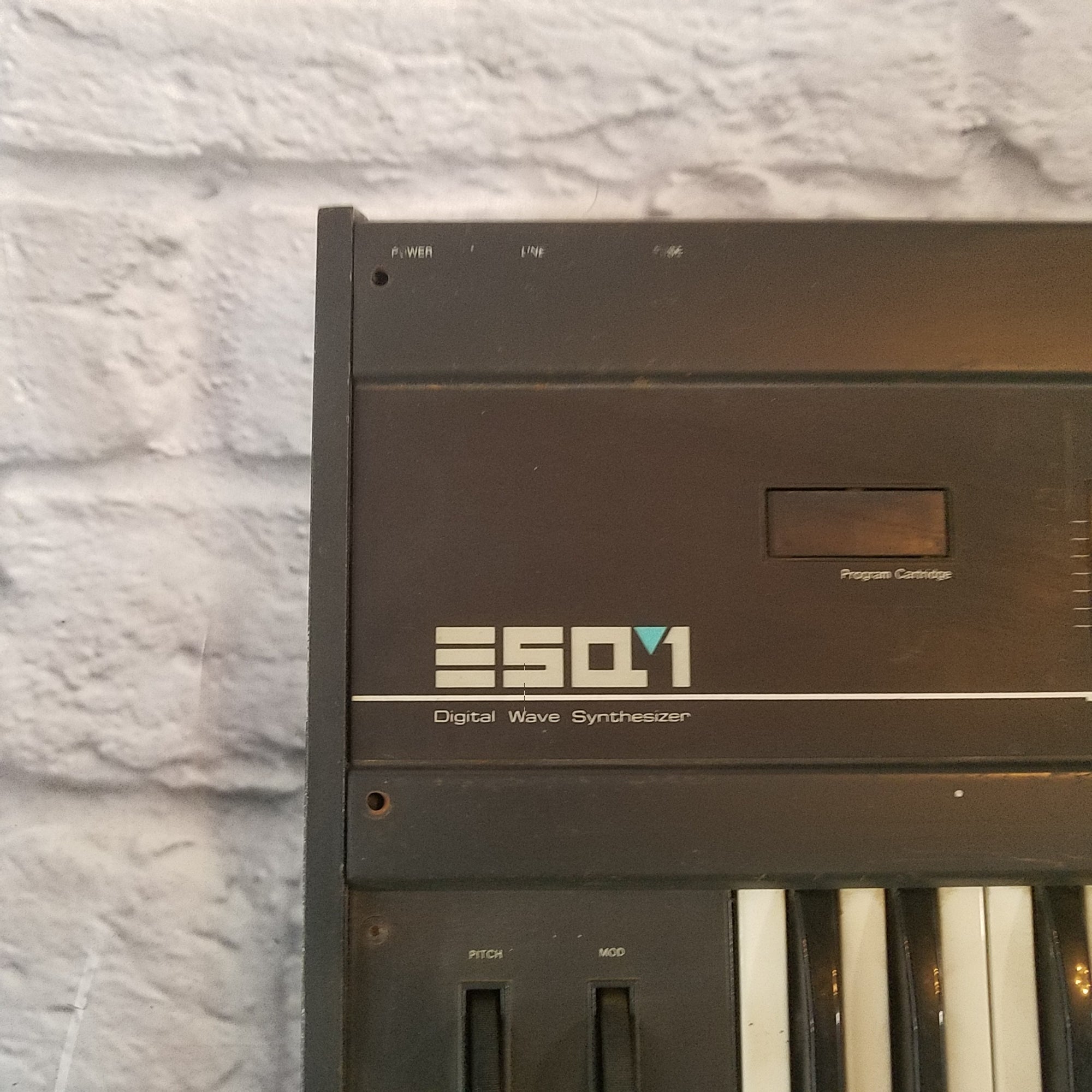 Ensoniq ESQ-1 Wave Synthesizer For Parts AS IS