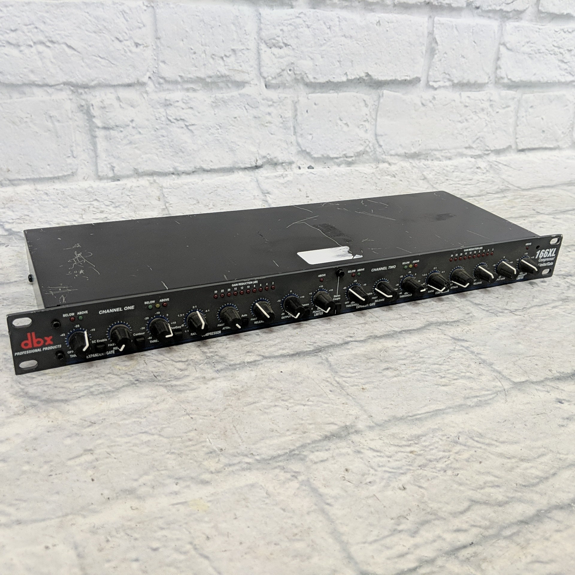 dbx 166XL Stereo Compressor / Limiter / Gate Rack