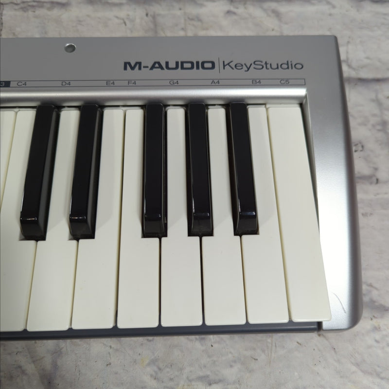 M-Audio KeyStudio 49 Midi Keyboard - Evolution Music