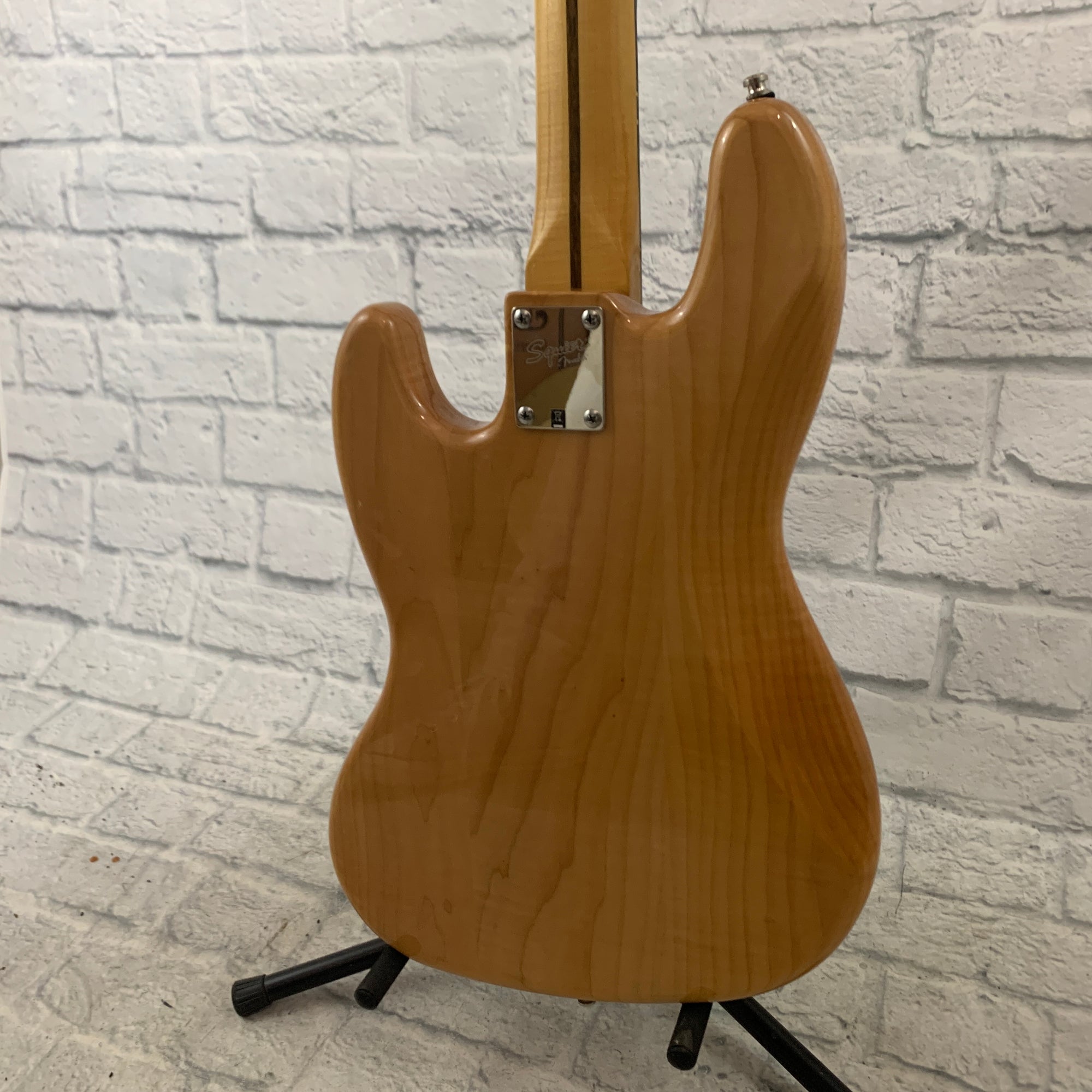 Squier Vintage Modified Jazz Bass Body w/ VM P-Bass Neck 4 String Bass - Butterscotch