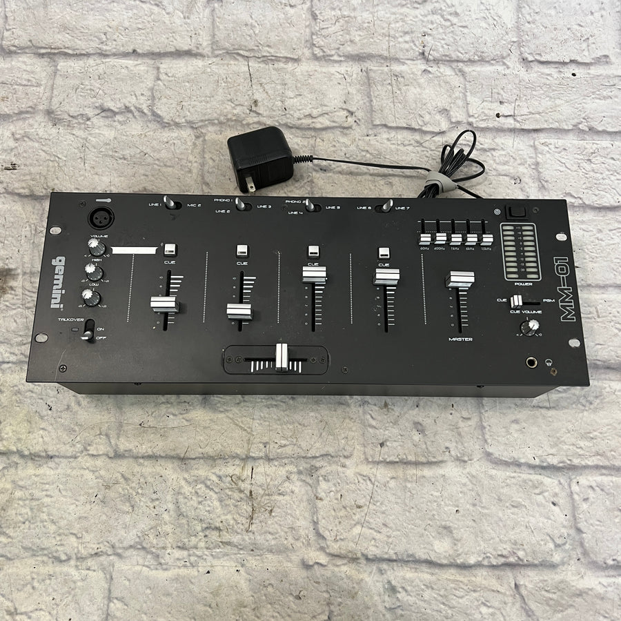 Gemini MM-01 DJ Mixer