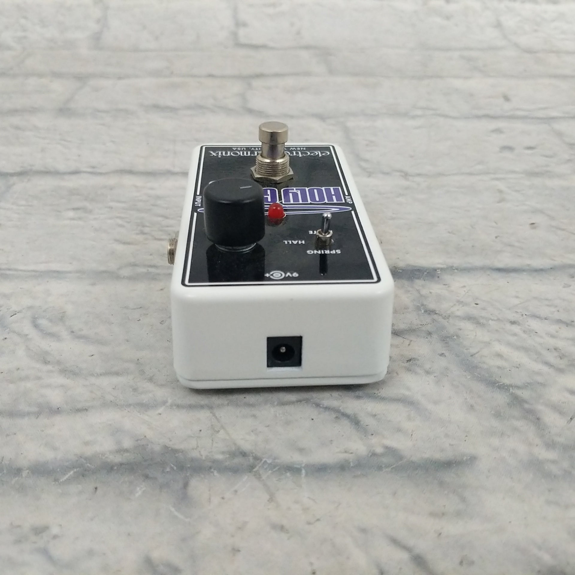 Electro-Harmonix Holy Grail Neo Reverb Pedal