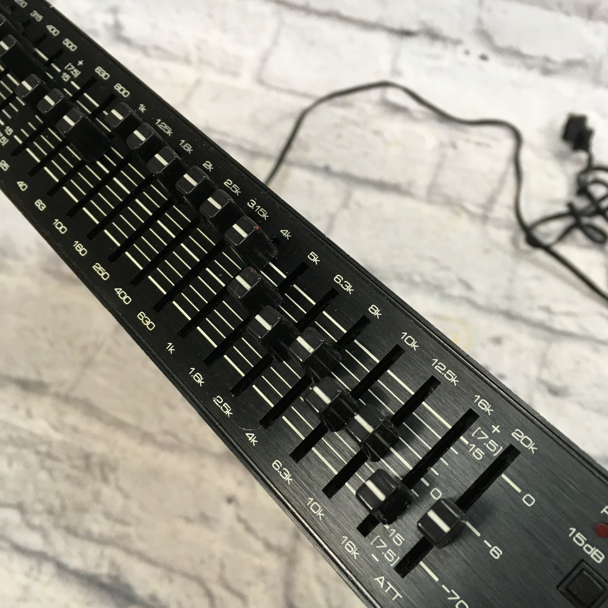 DBX 1531 Rack Equalizer