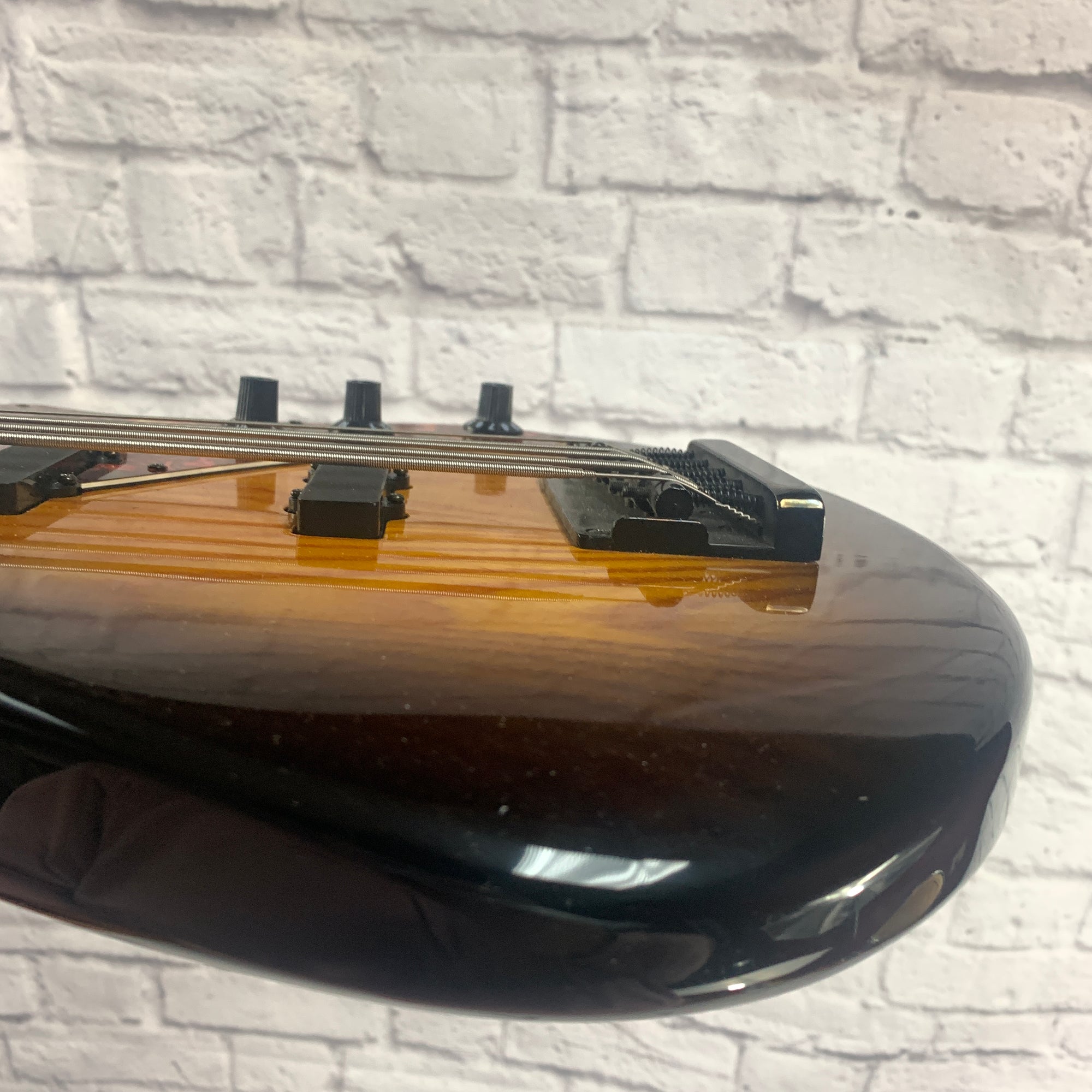 Aria Pro II Steve Bailey 5 String Fretless Bass