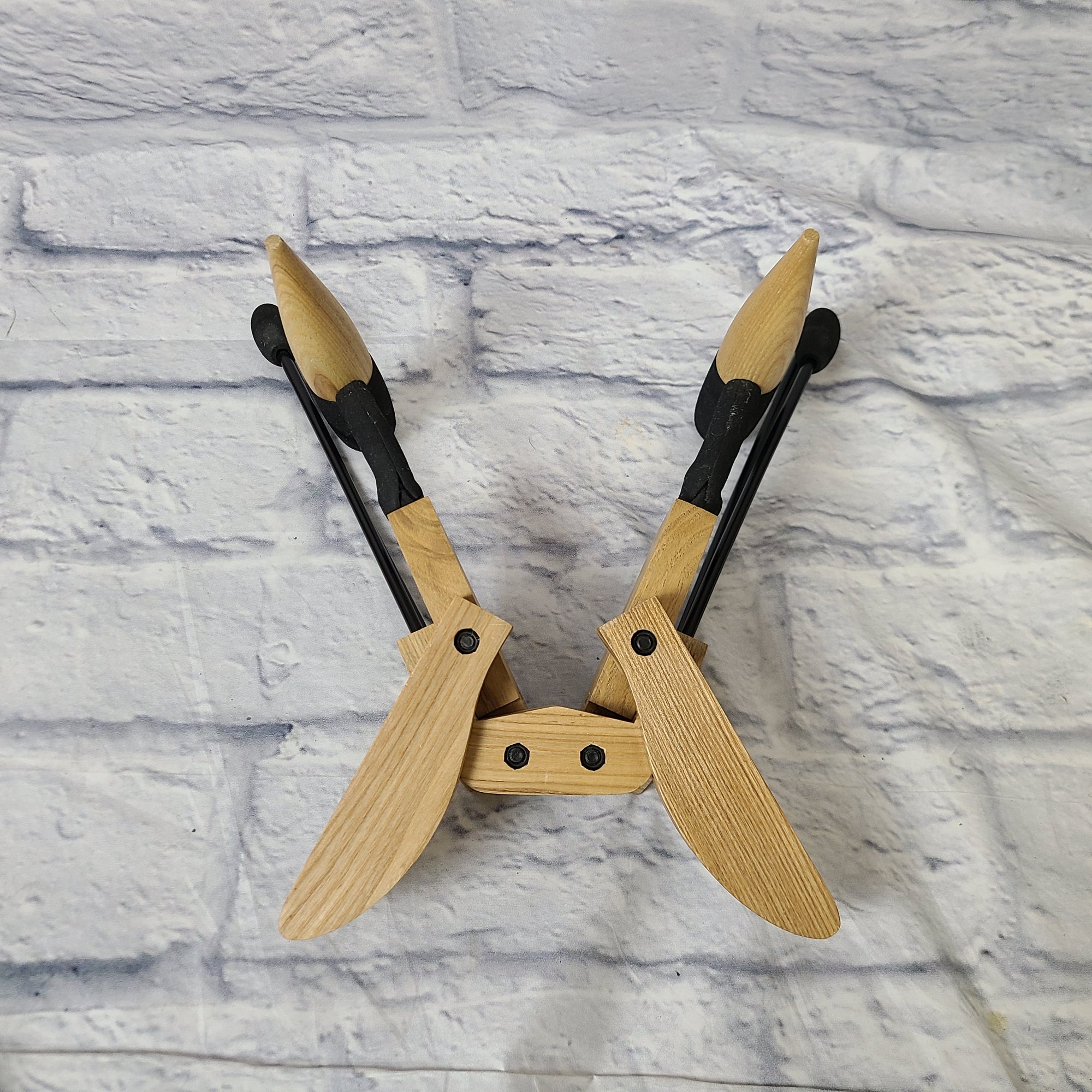 Stageline Wood Guitar Stand