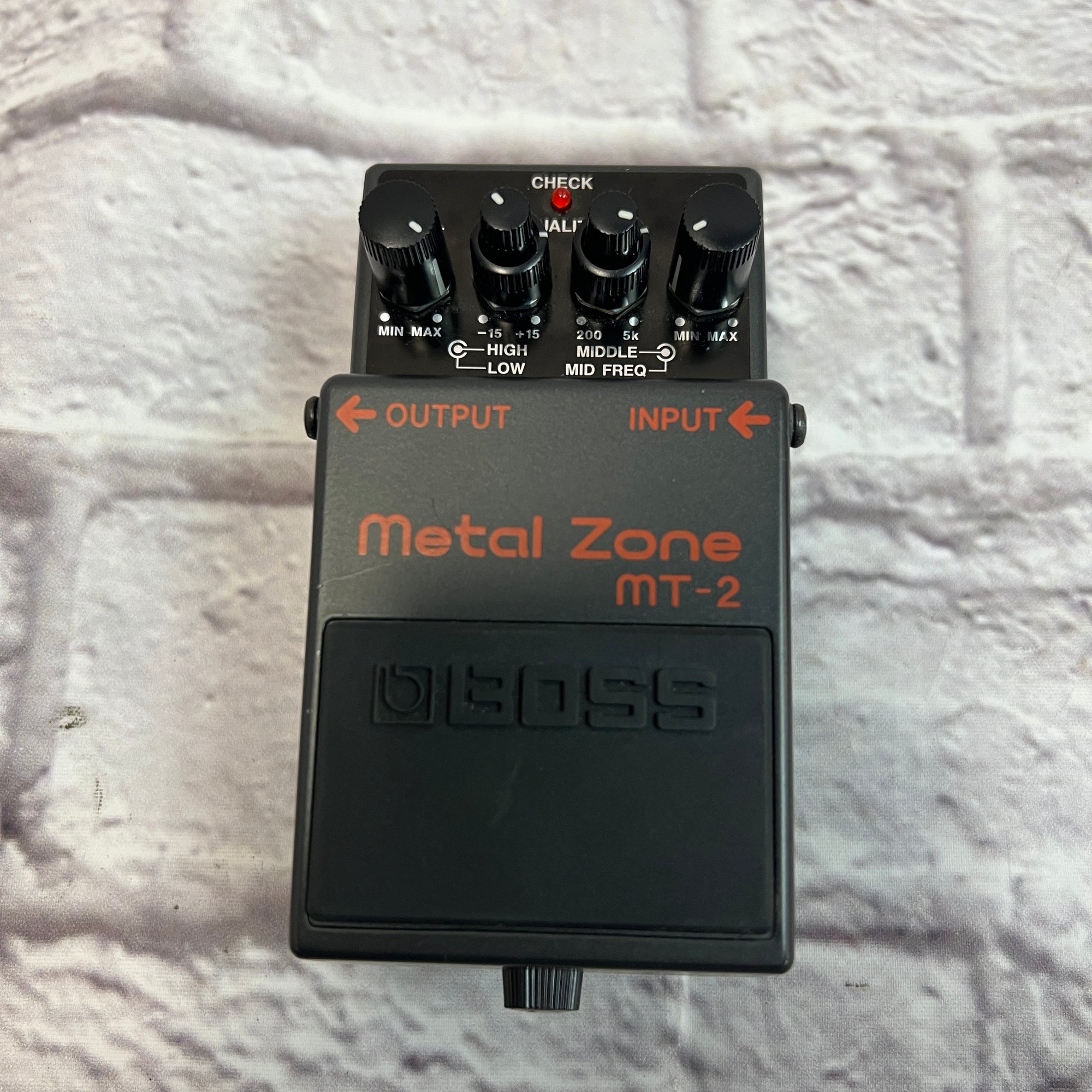 Boss MT2 Metal Zone Distortion Pedal