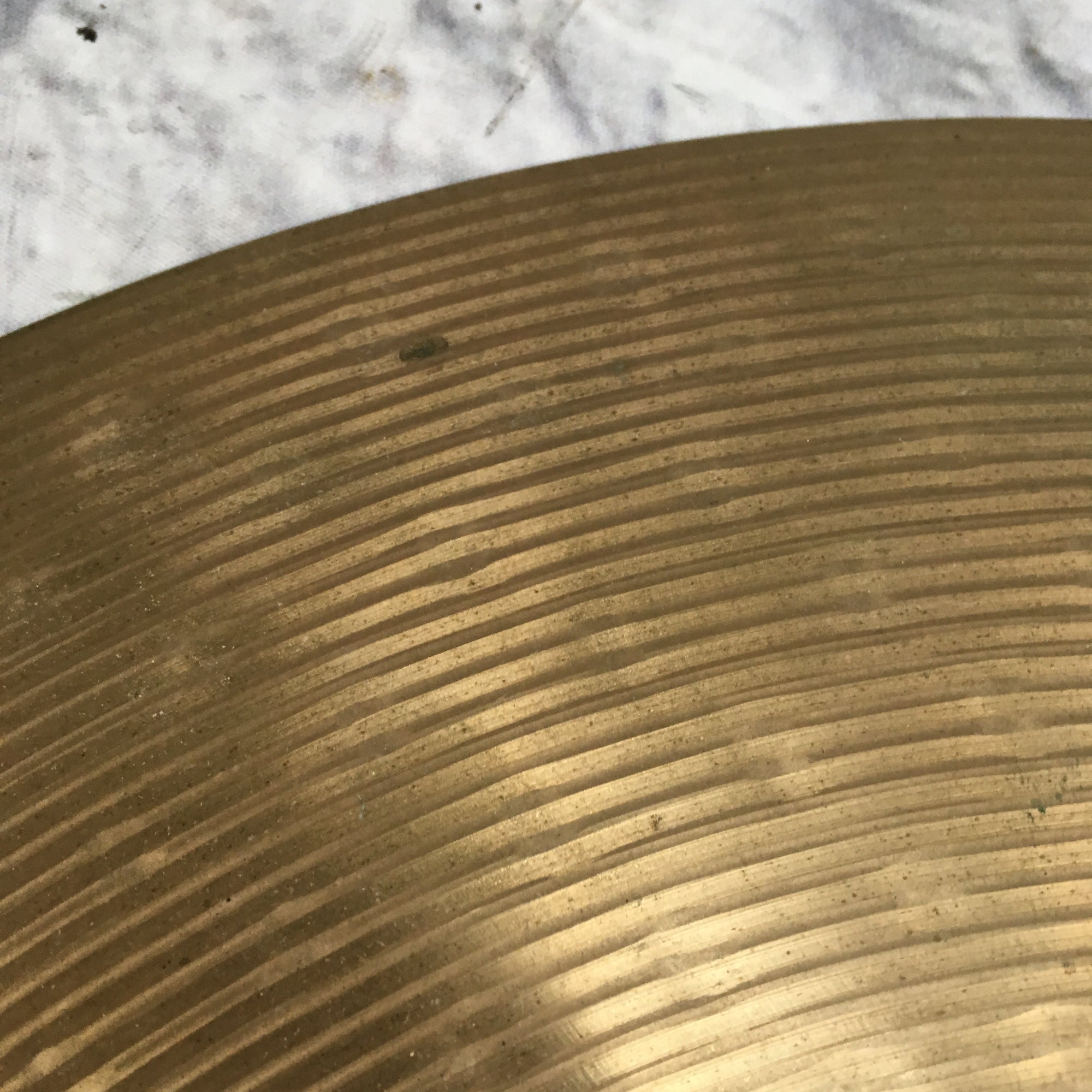 Zildjian 17in ZHT Fast Crash Cymbal