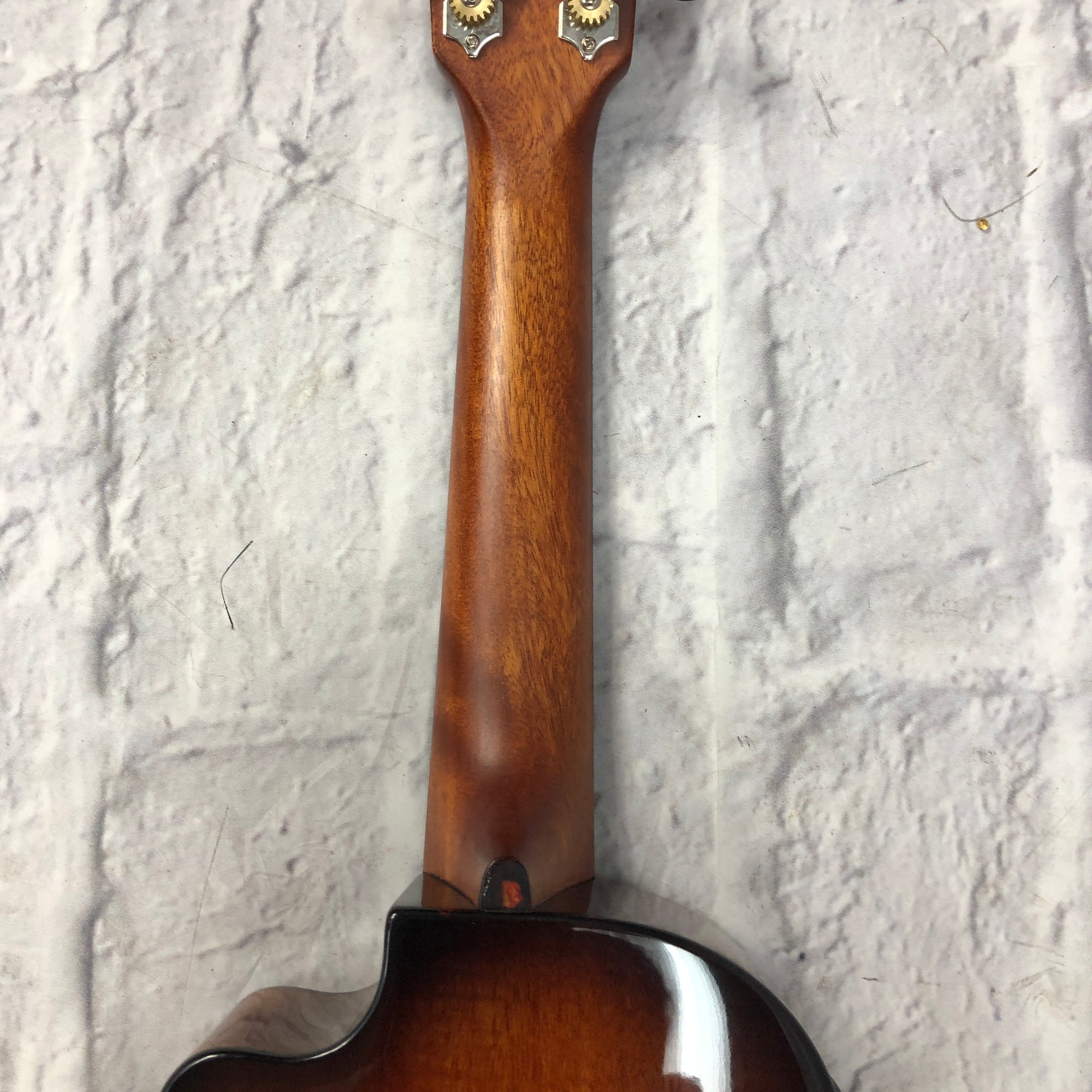 Breedlove Ex Cu Ce Bo Acoustic Electric Concert Ukulele
