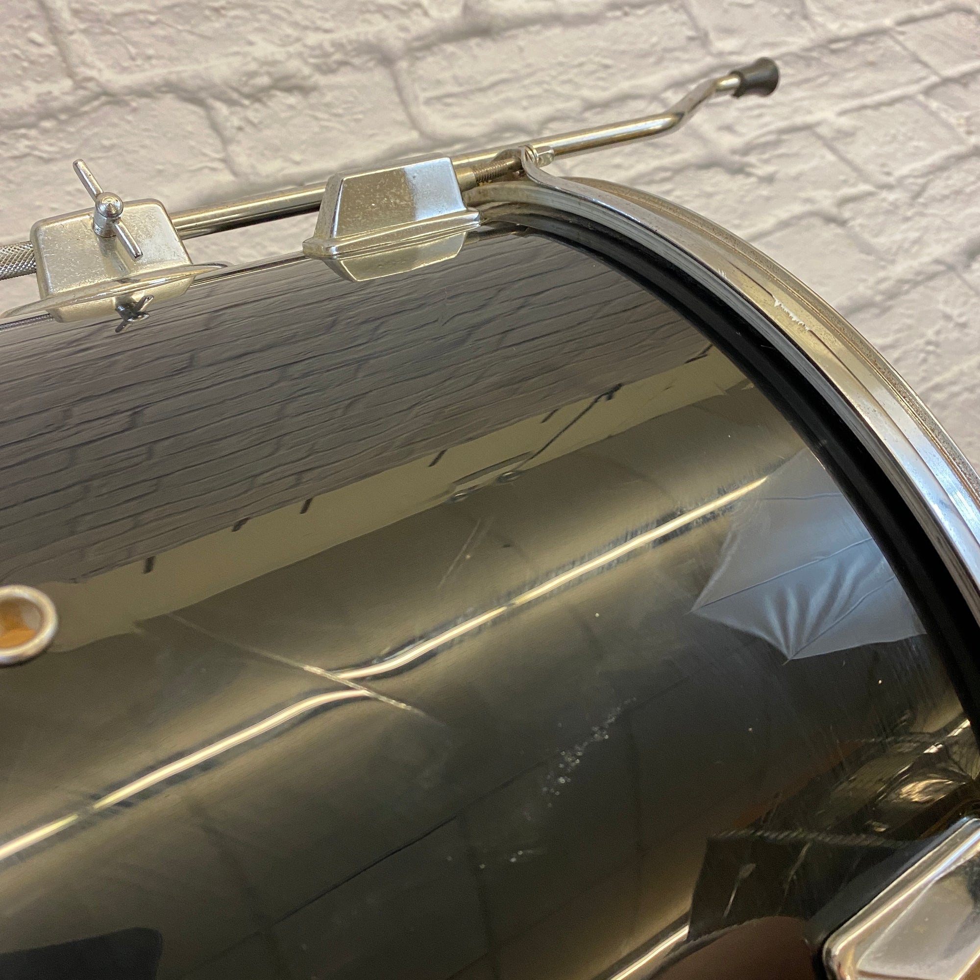 Unknown 4-Piece Black Gloss Drum Kit