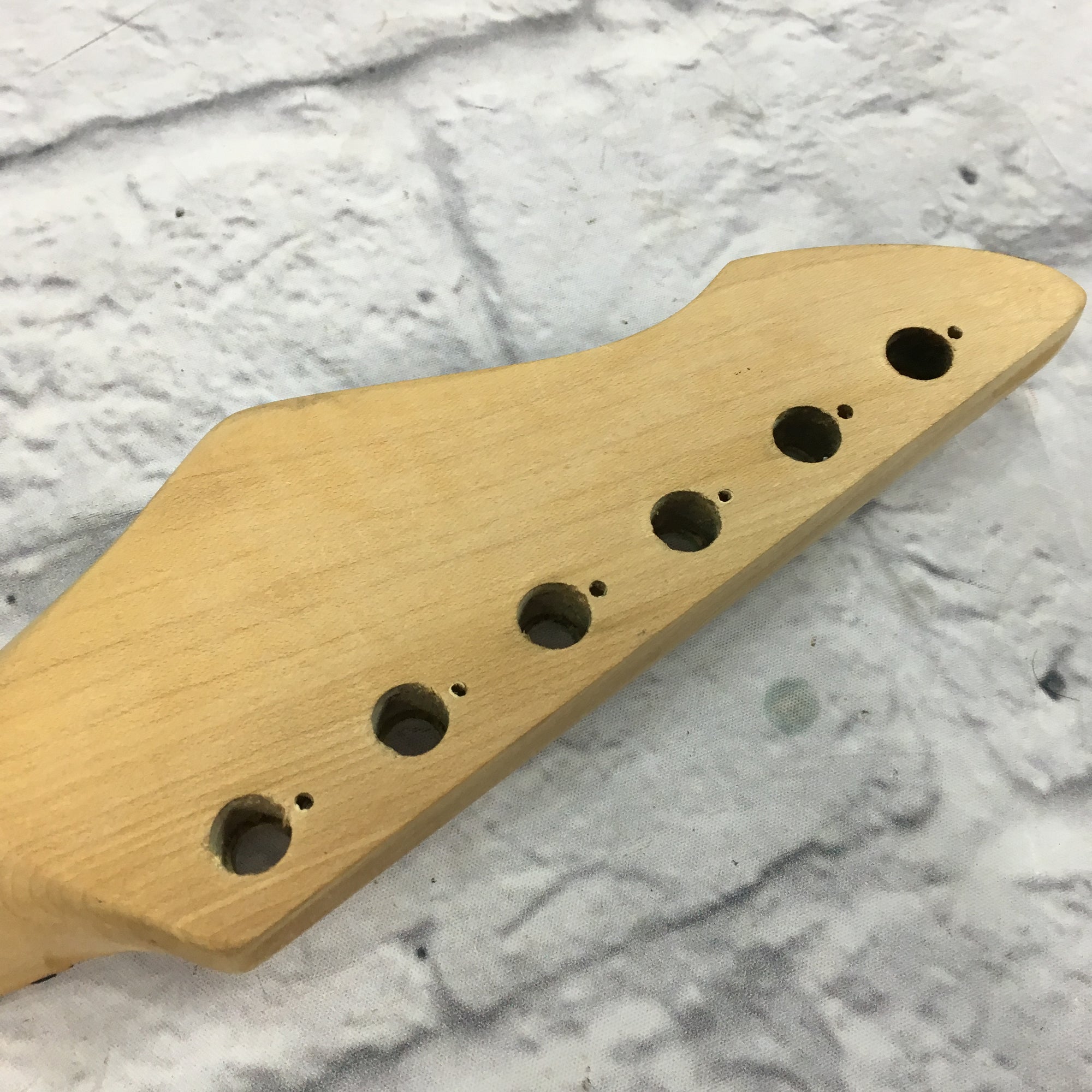 Peavey Falcon Style Neck