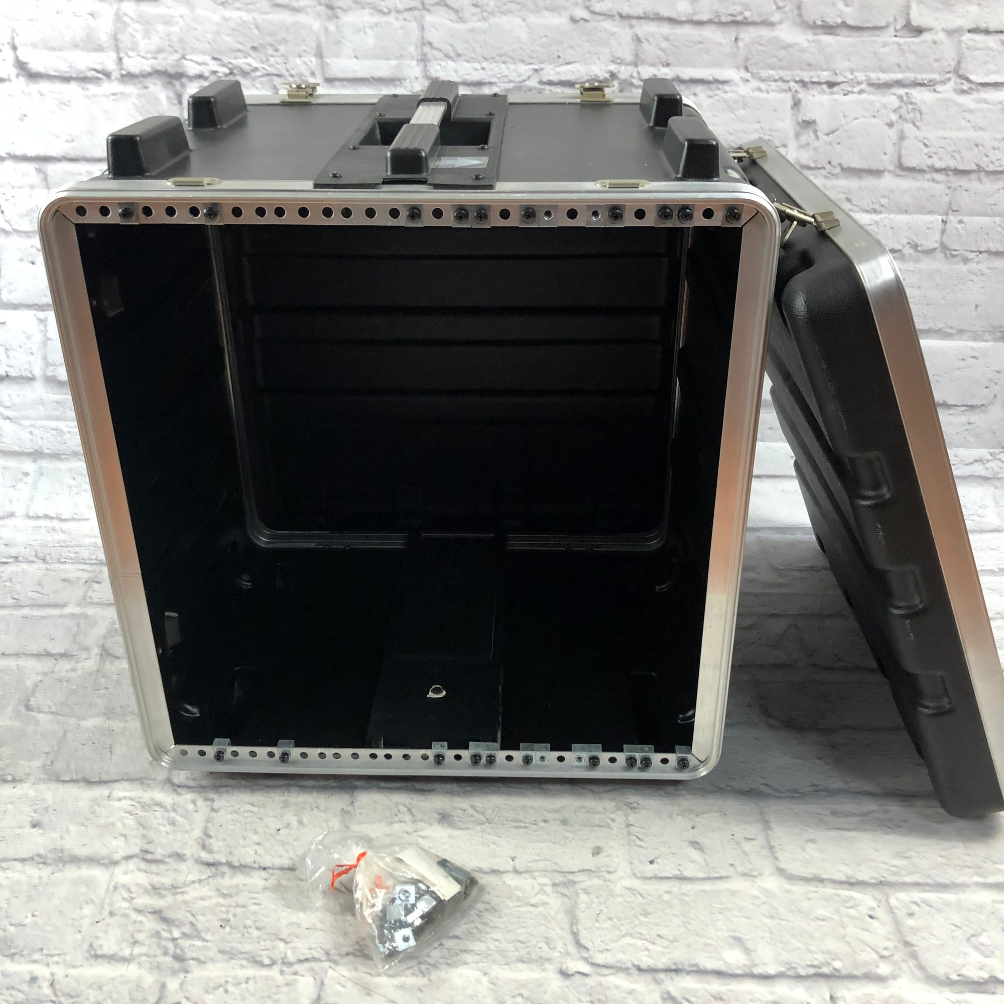 SKB 12U Roto Rack with Inserts