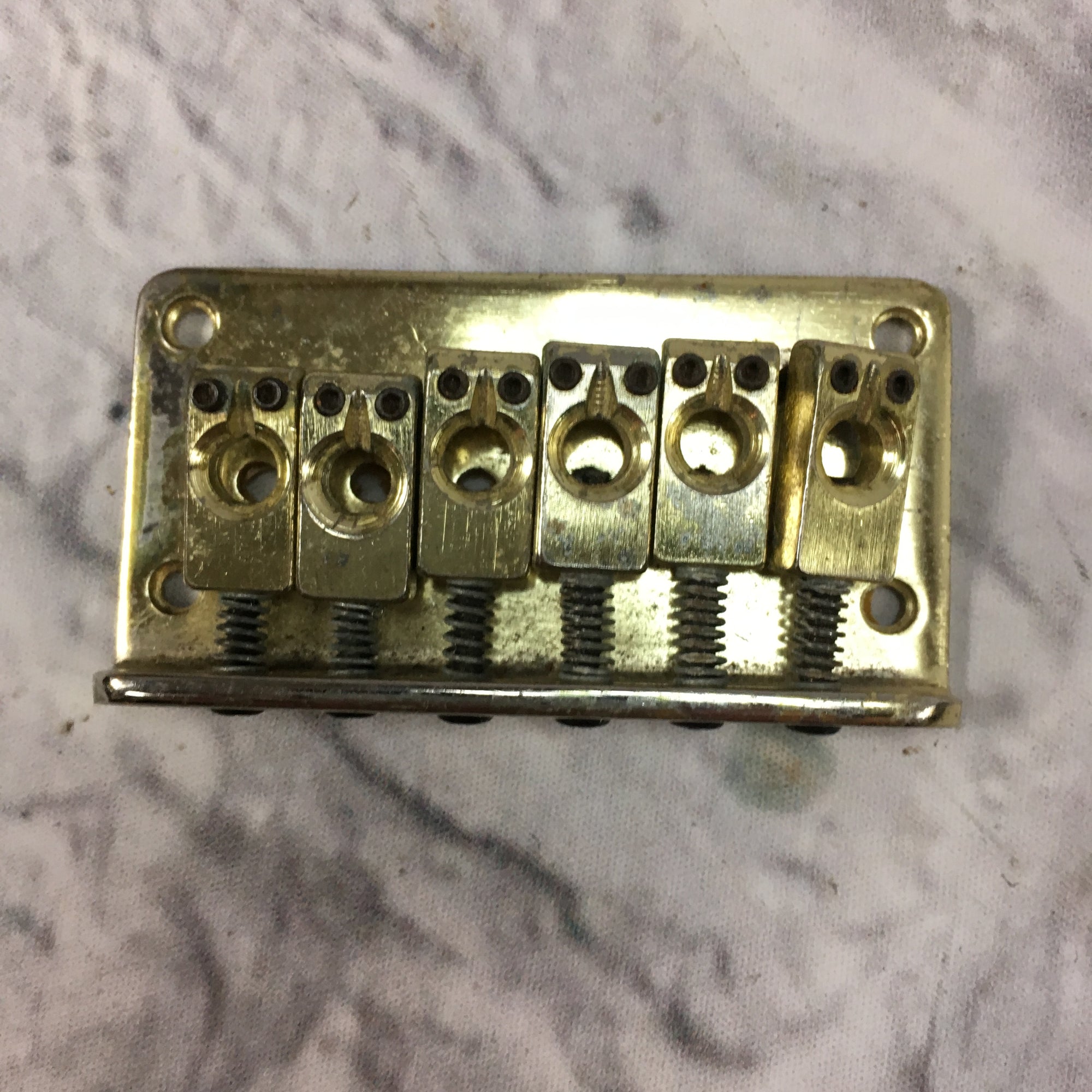 Unknown 6 String Electric Guitar Bridge