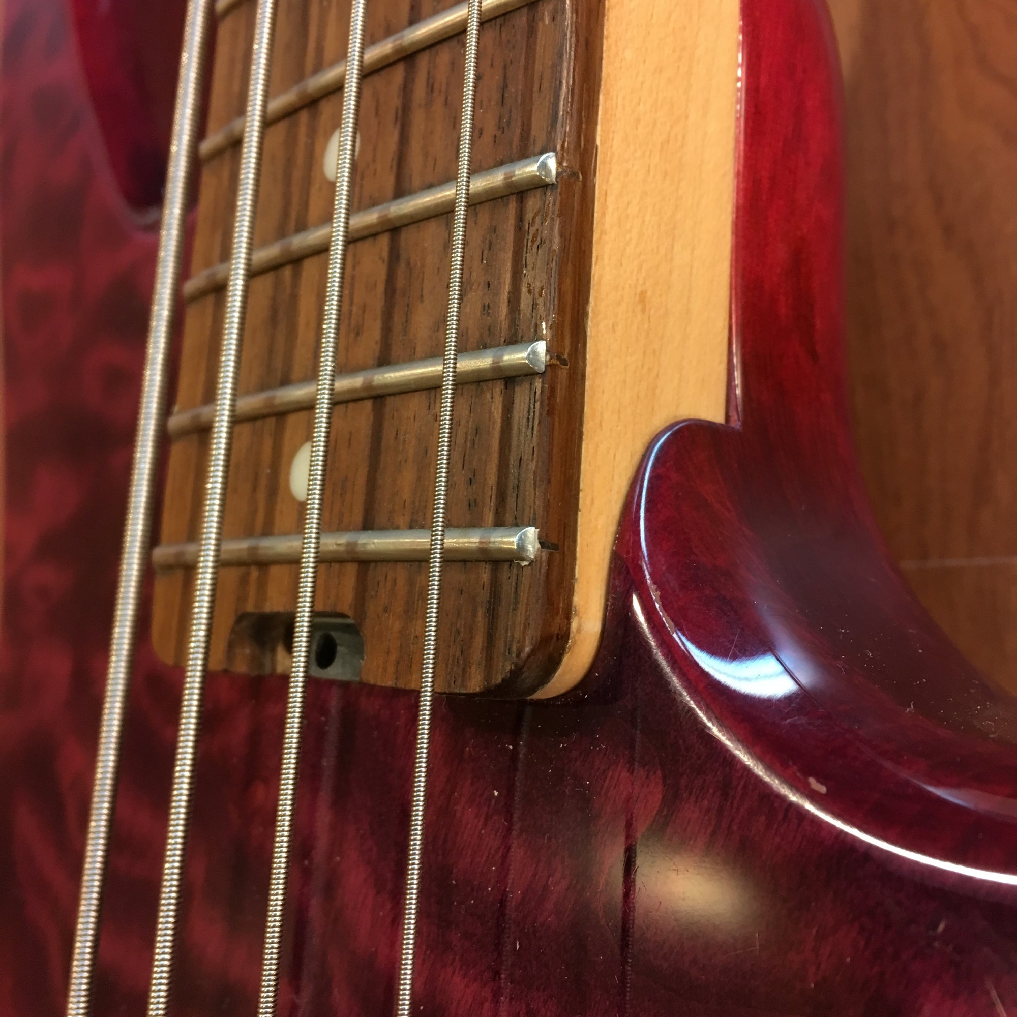 ** Peavey Millinnium ACBXP Bass