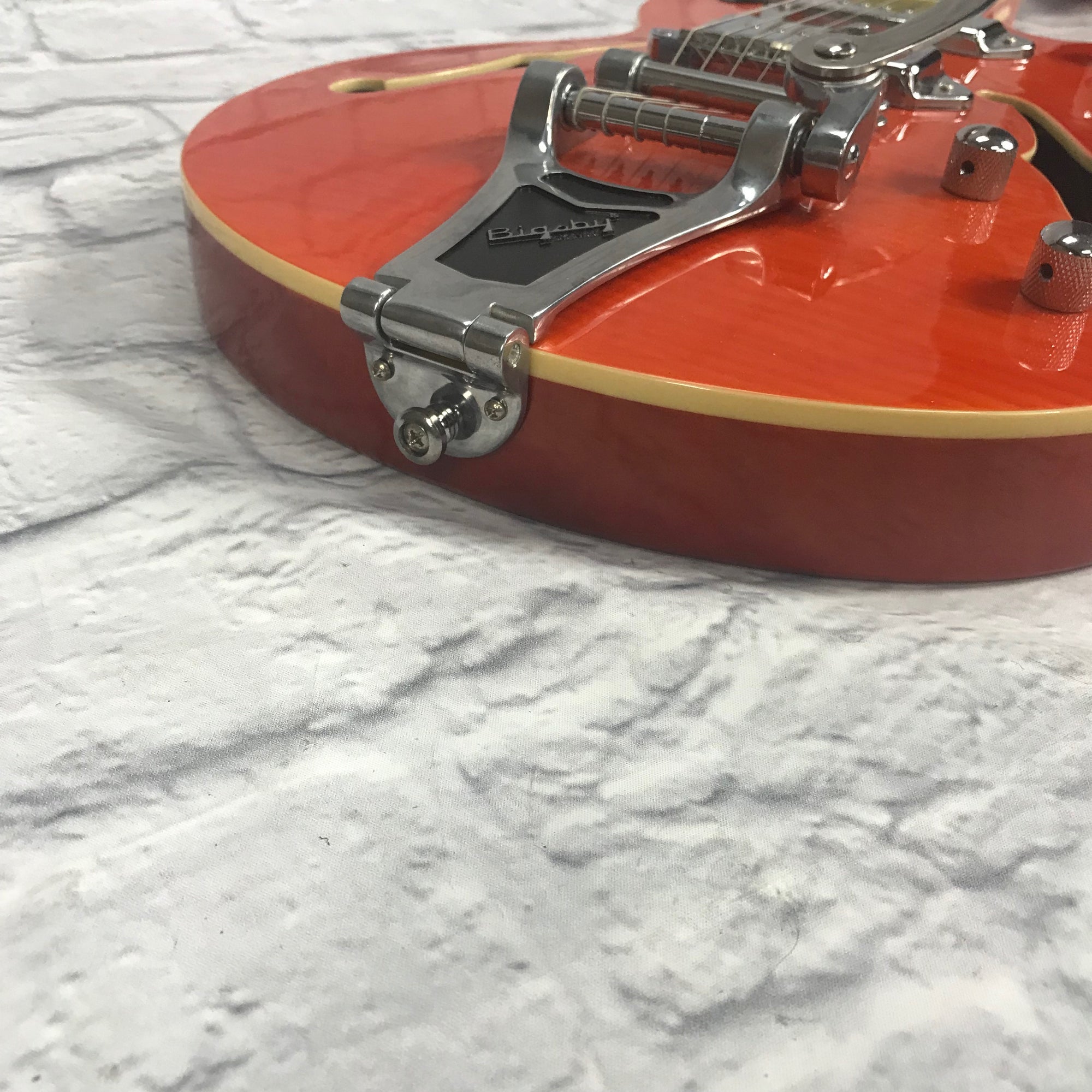 Epiphone Wildkat Trans Orange with Bigsby