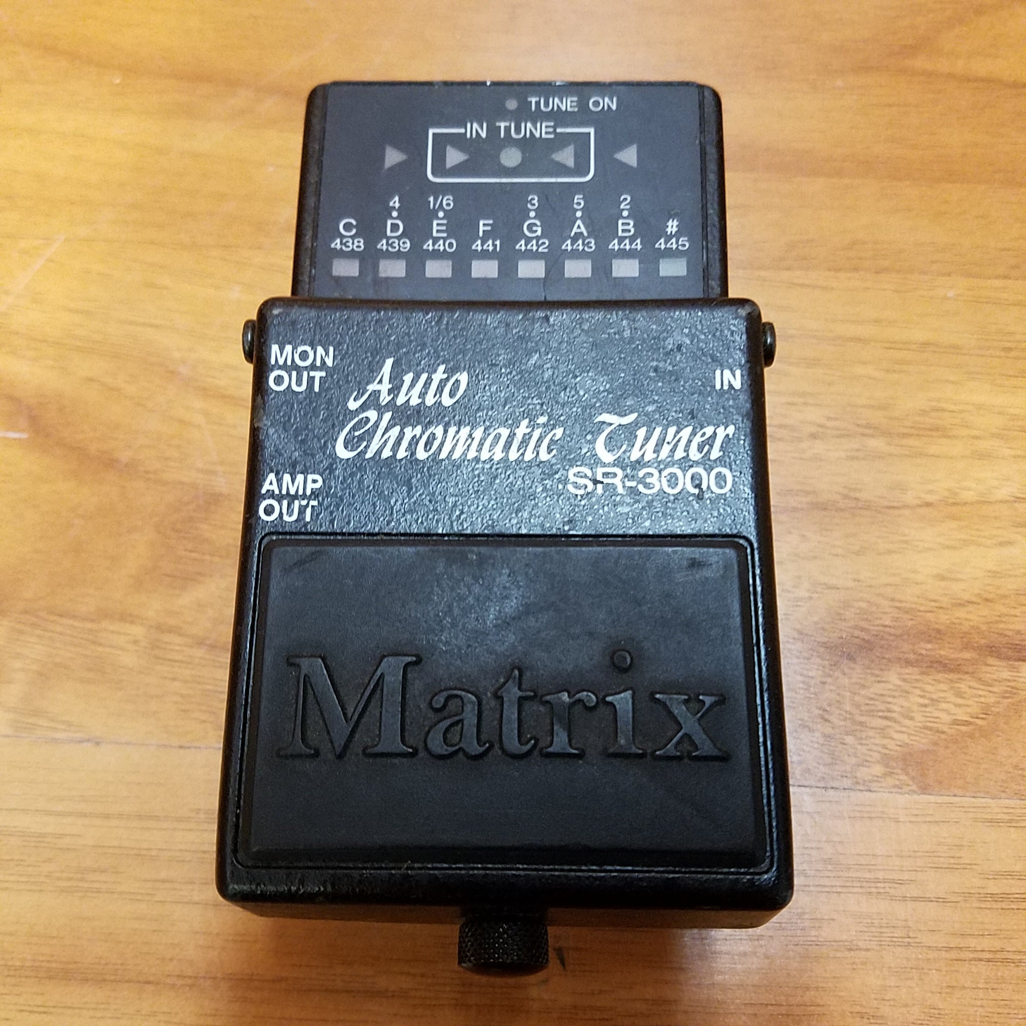 Auto Chromatic Tuner SR-300 Matrix Pedal