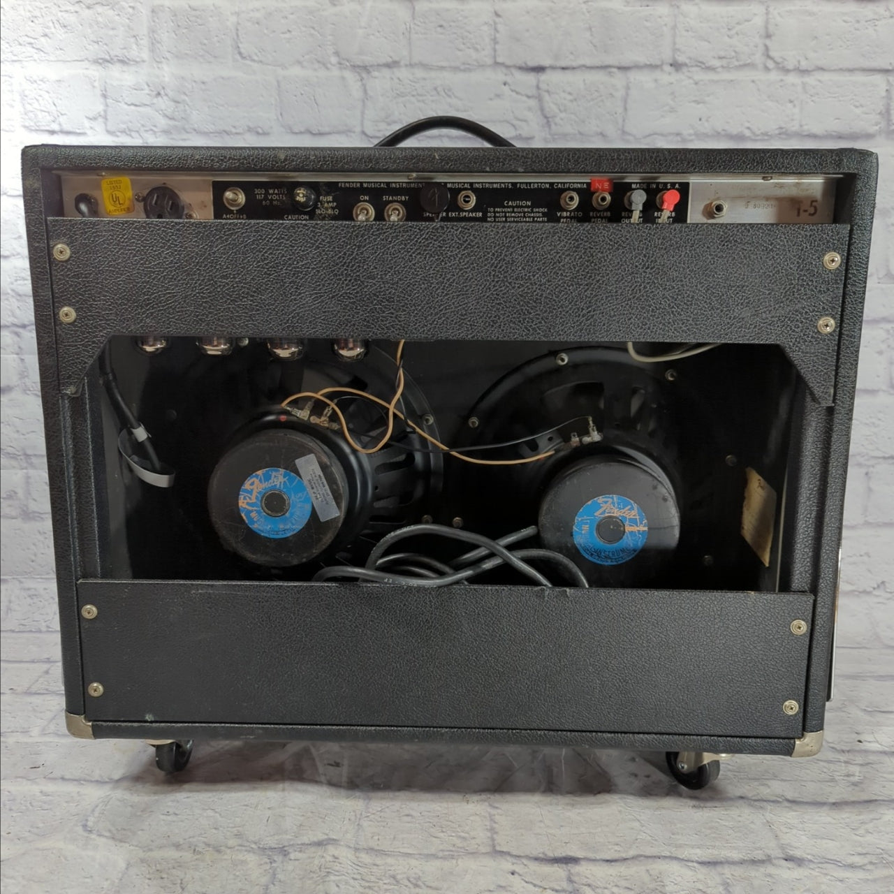 1976 Fender Silverface Twin Reverb Amp w/ casters