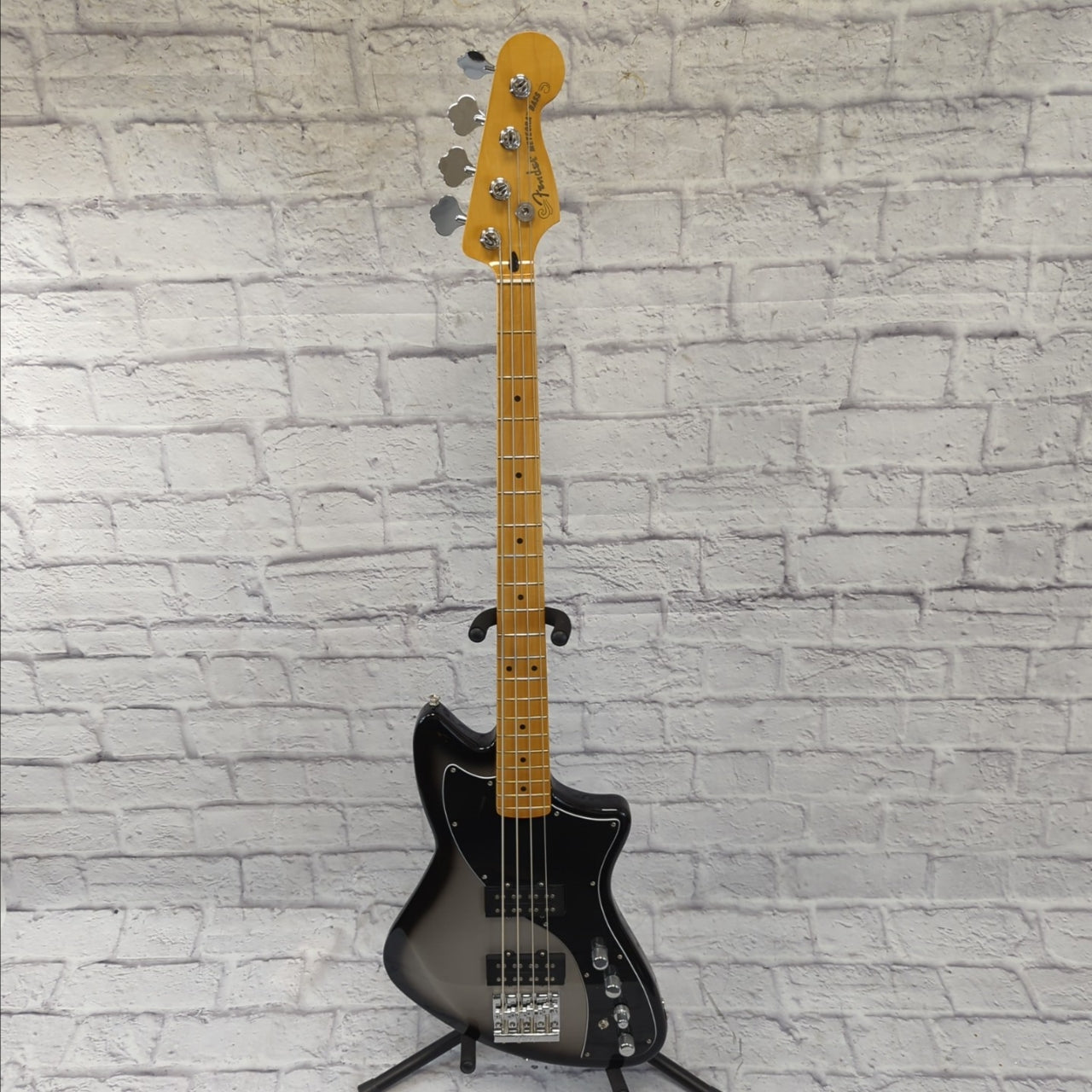 Fender Play Plus Active Meteora Bass Silverburst 4 String Bass Guitar