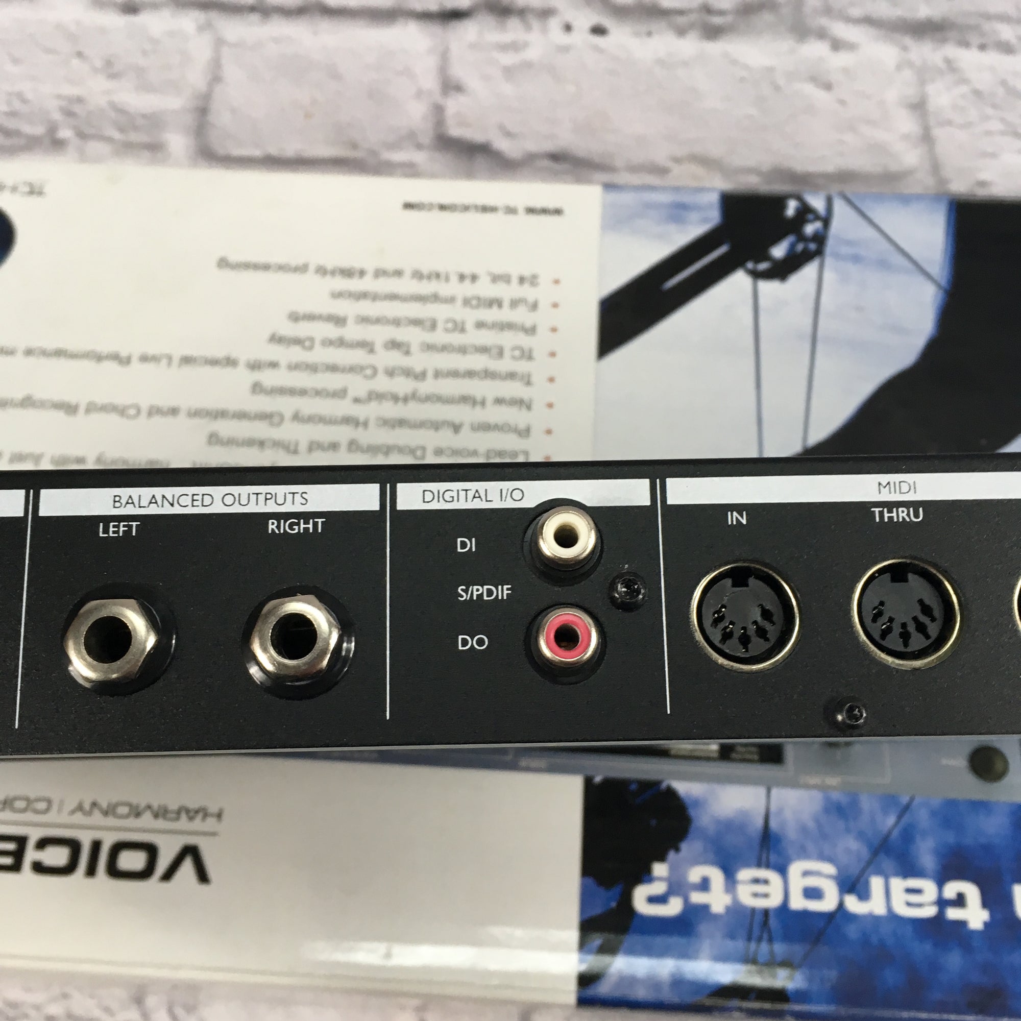 【激レア廃盤】TC-Helicon VoiceTone Synth 生産終了品 激レア廃盤】TC-Helicon VoiceTone Synth 生産終了品