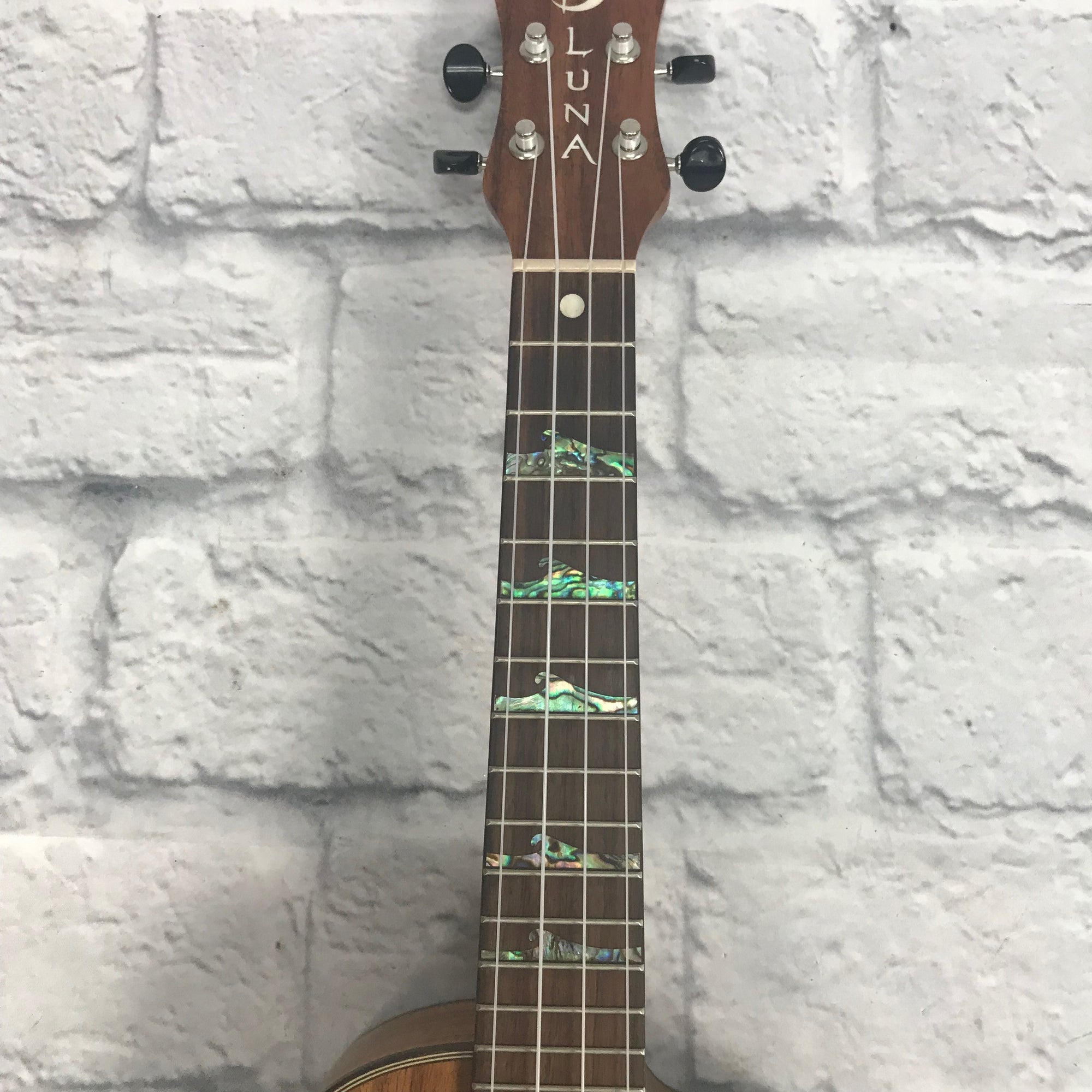 Luna HTC Koa Ukulele