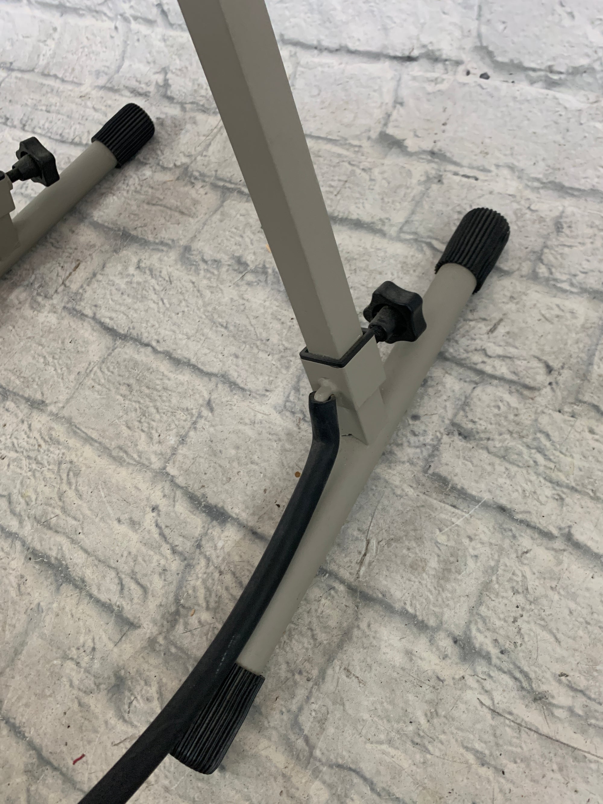 Ingles Adjustable Cello and Bass Stand