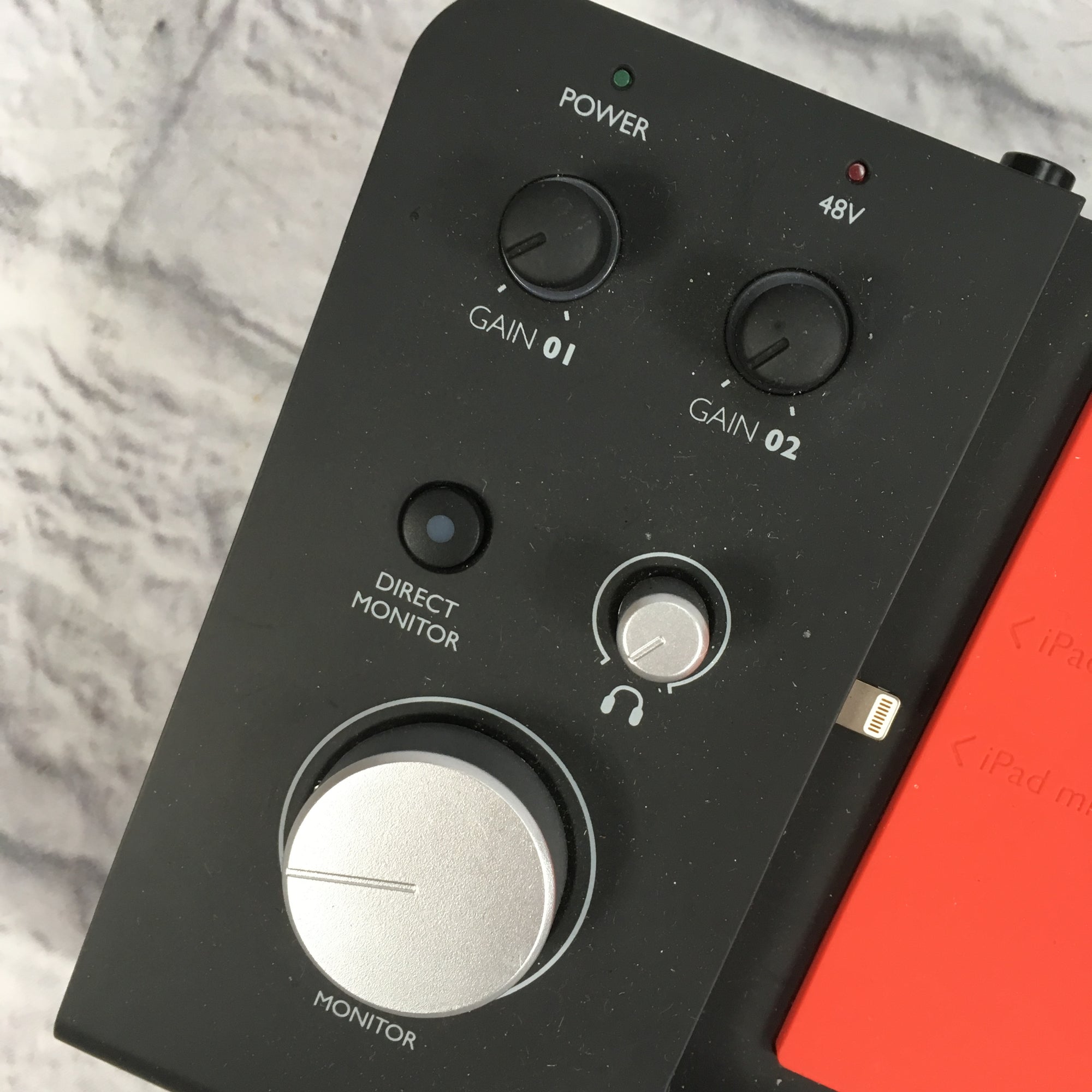 Focusrite Itrack Dock Ipad Recording Interface