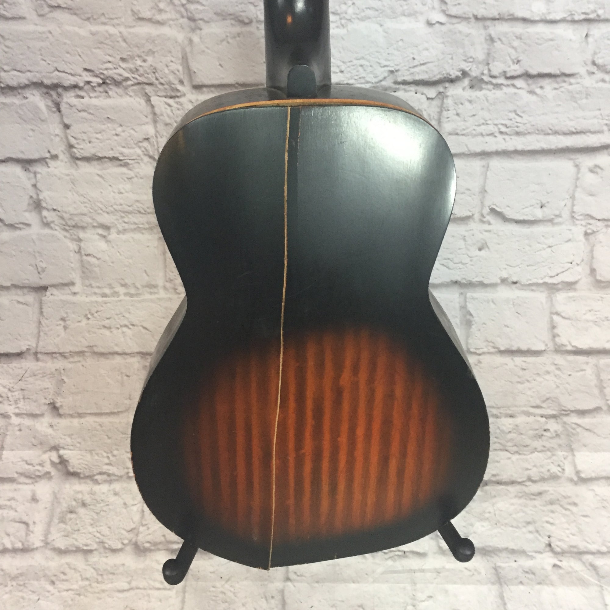 Stella Harmony H930 Parlor Guitar Sunburst - Evolution Music