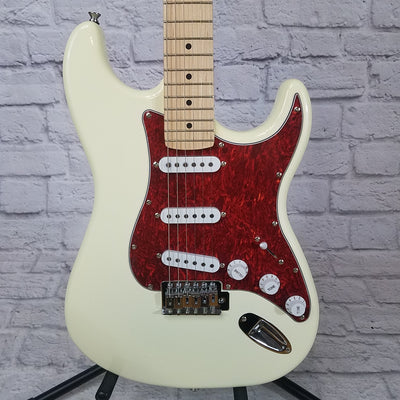 Austin AST100CR Strat-Style Guitar Cream