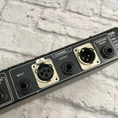 DBX 166A Compressor Limiter