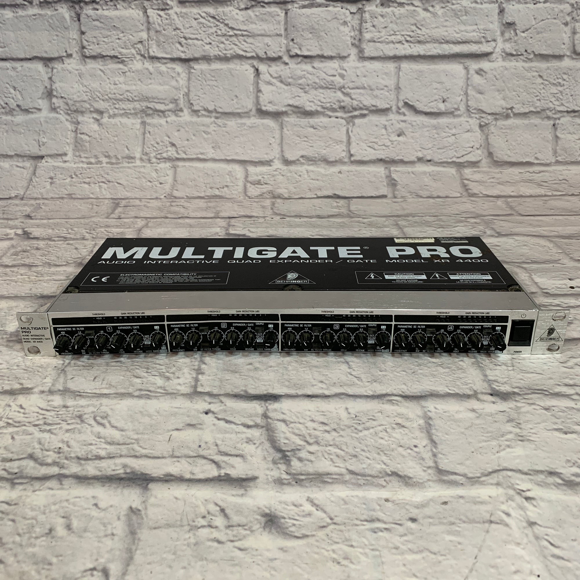 ギター MULTIGATE PRO XR4400 Behringer Multigate Pro XR4400 | Sweetwater