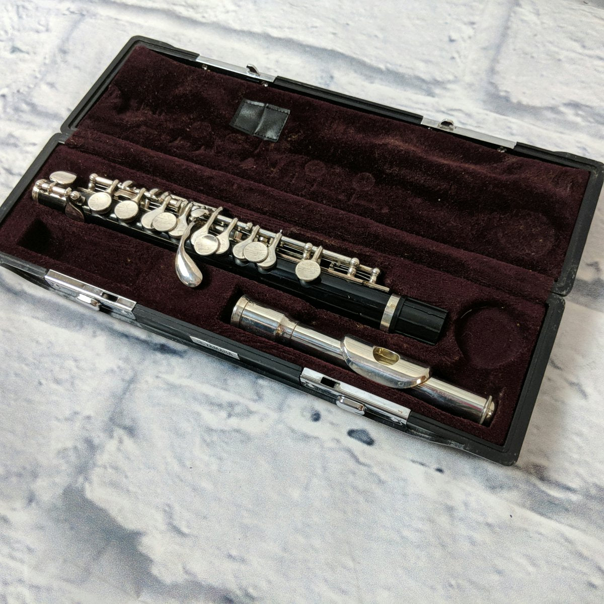 Yamaha 32 Student Piccolo w/case N1887