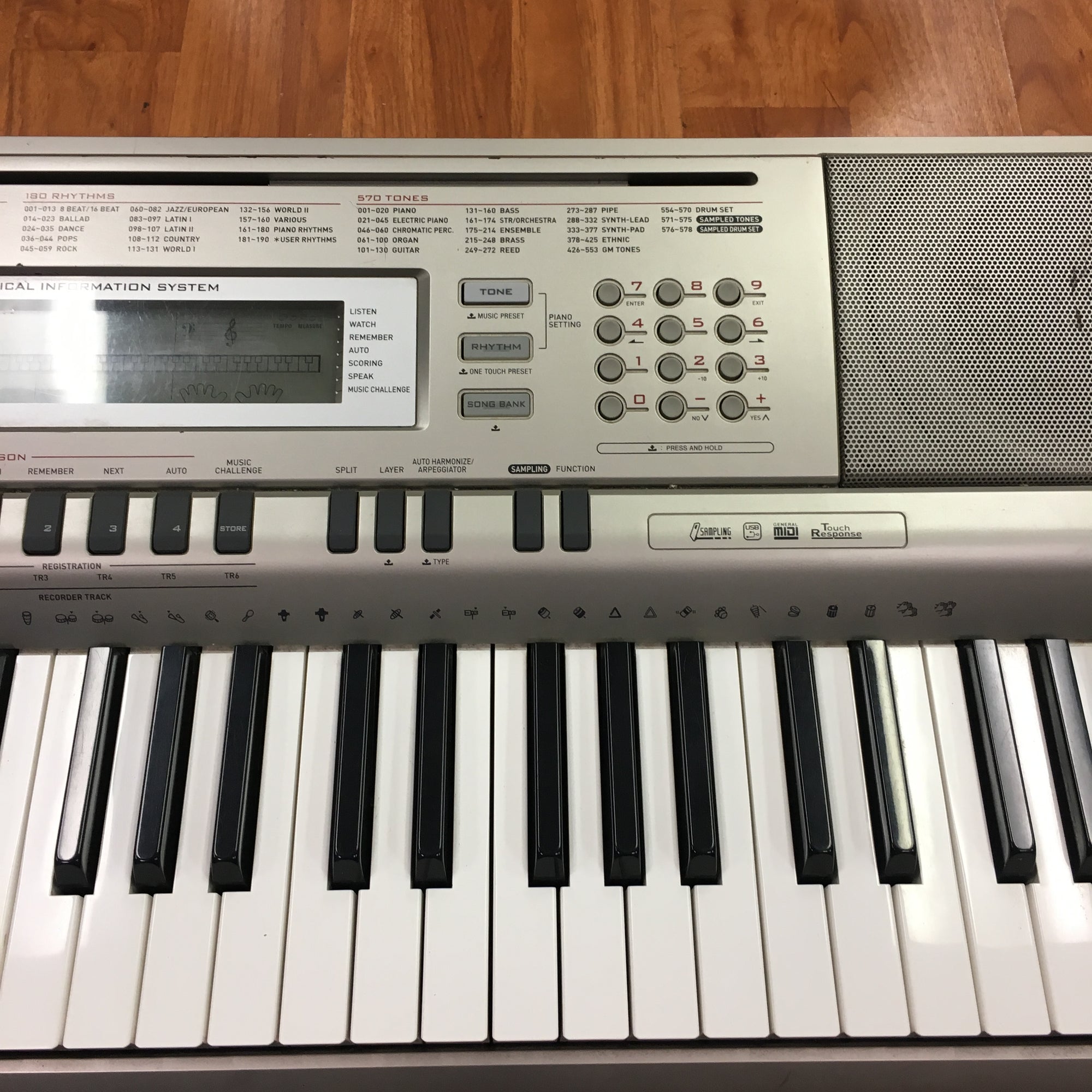 Review of the Casio WK-200 Keyboard