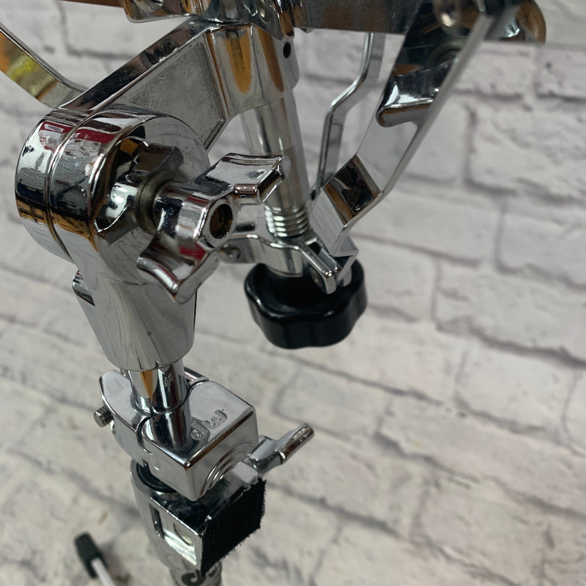DW 6000 Series Snare Stand