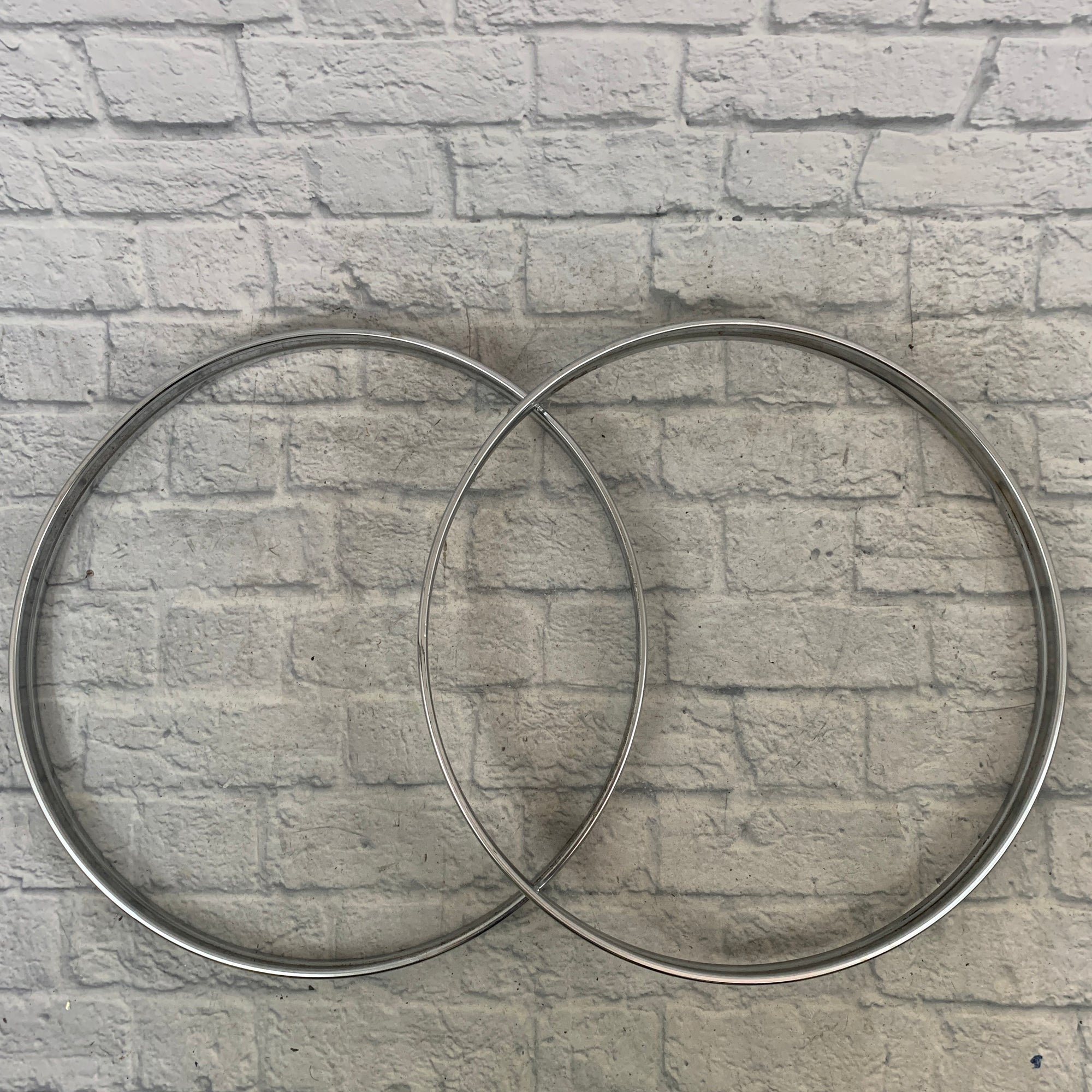 Unbranded 22" Metal Bass Drum Hoops Pair (Chrome with Black Inlay)