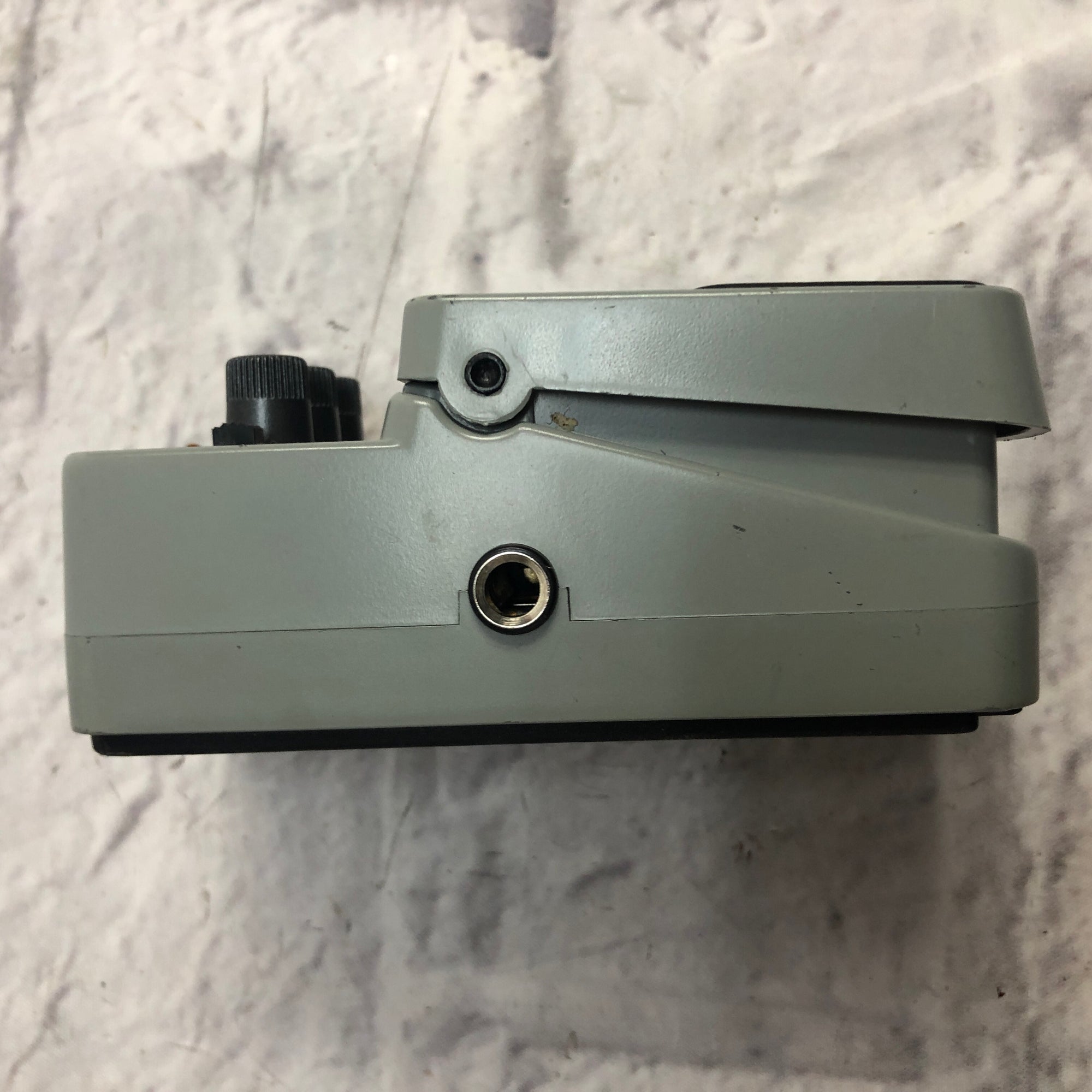 Behringer UO300 Ultra Octaver Pedal