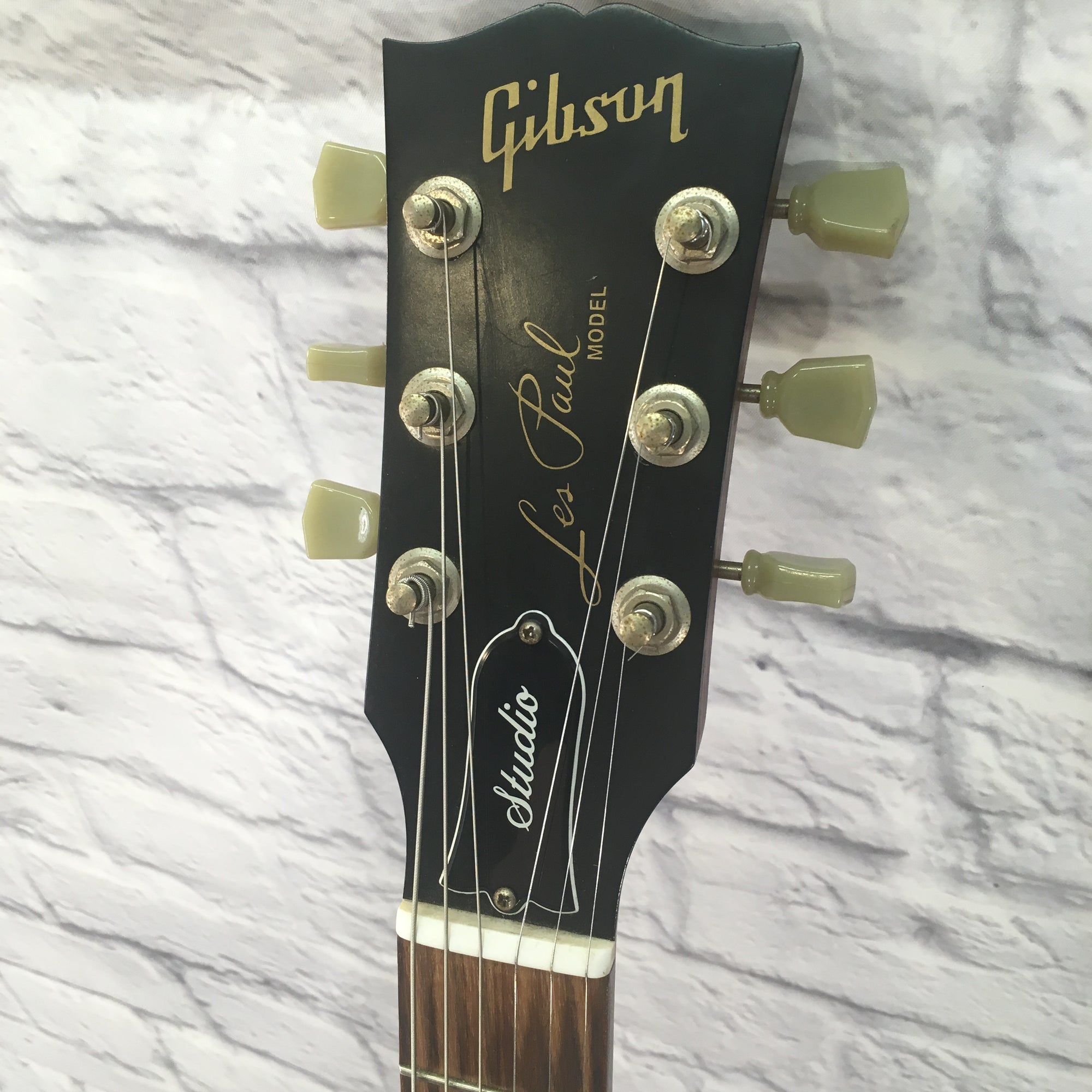 Gibson Les Paul Studio 2003 Worn Cherry Electric Guitar
