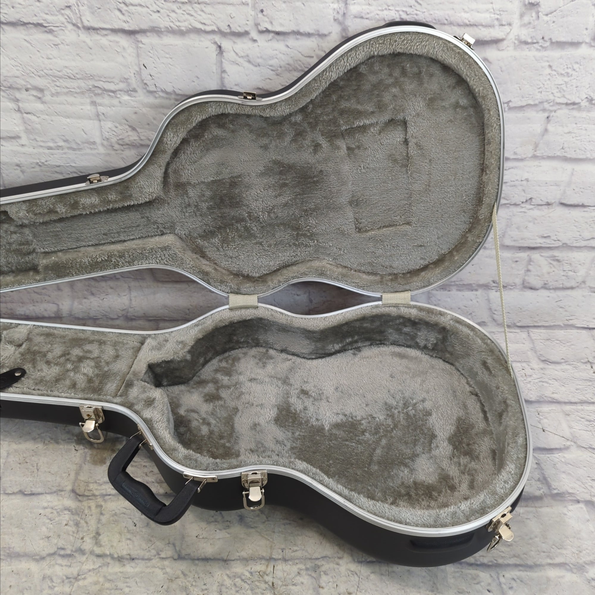 Road Runner Acoustic Hard Case