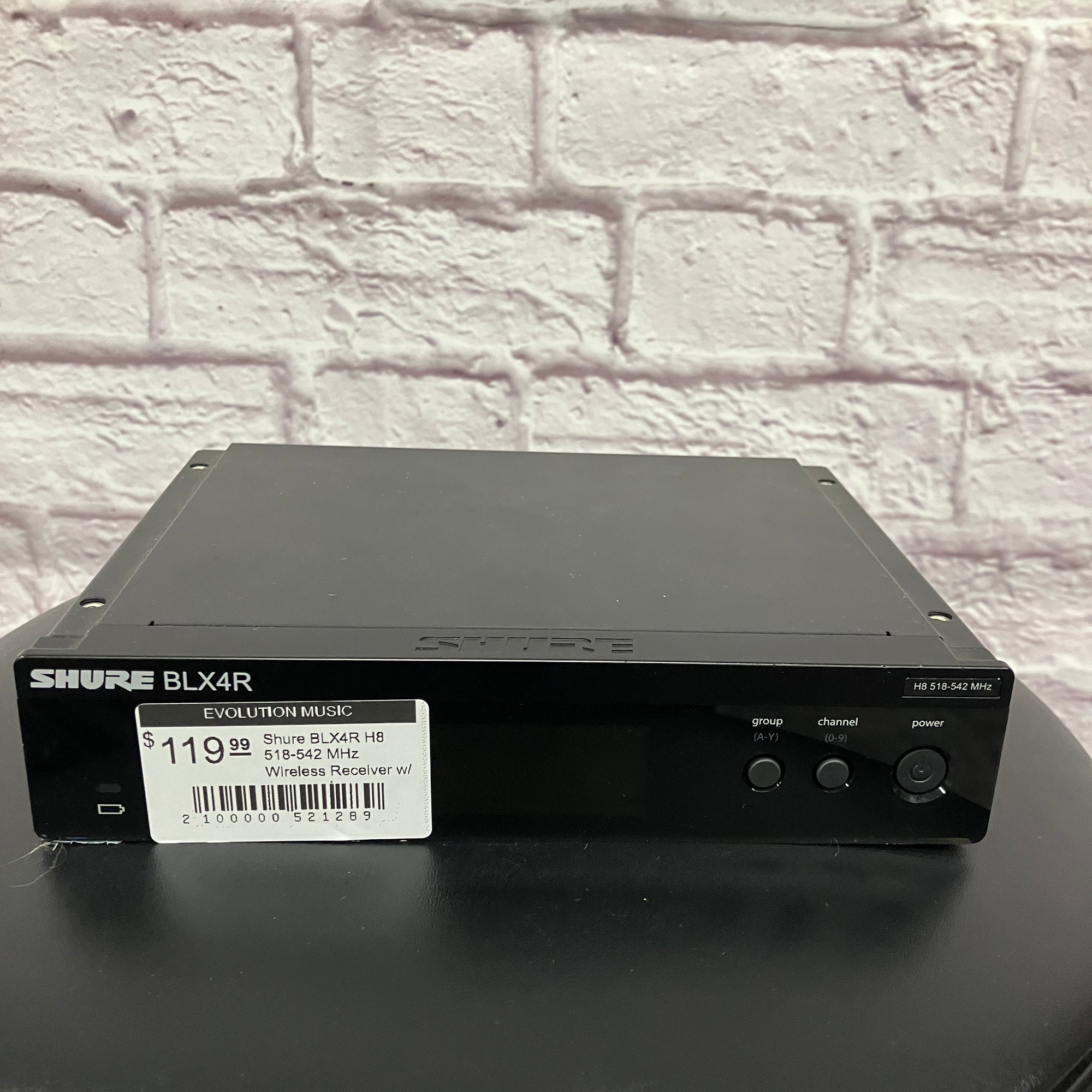 Shure BLX4R H8 518-542 MHz Wireless Receiver w/ pwr supply