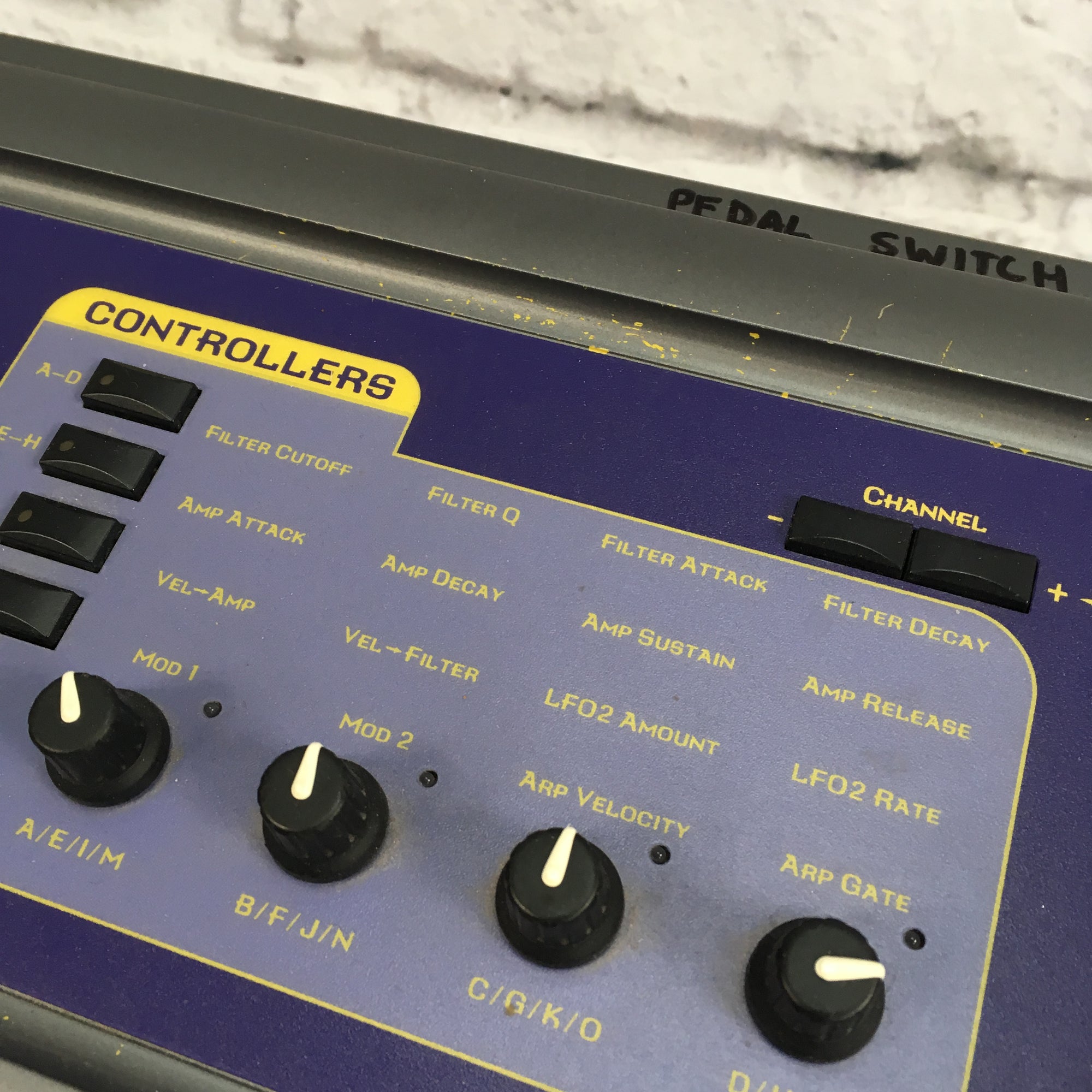 E-MU MK-6 Mo'Phatt Keys 64-Voice Expandable Synthesizer