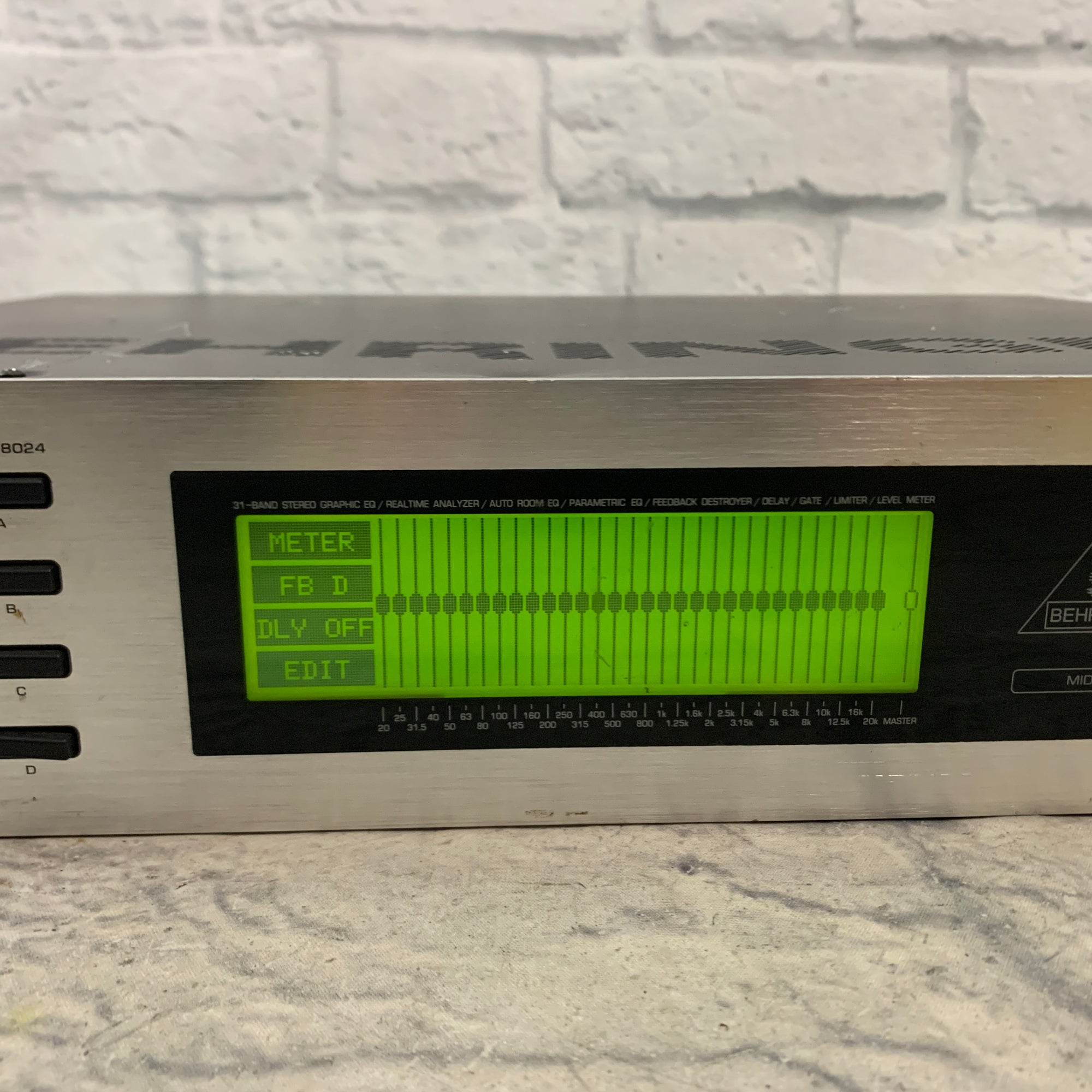 Behringer Ultra-Curve Pro Digital Dual-DSP Model 8024