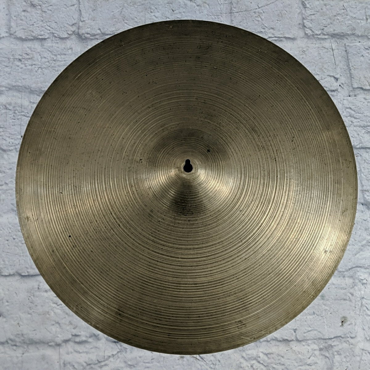 Zildjian 20 Ride Cymbal - Keyholed & Cracked